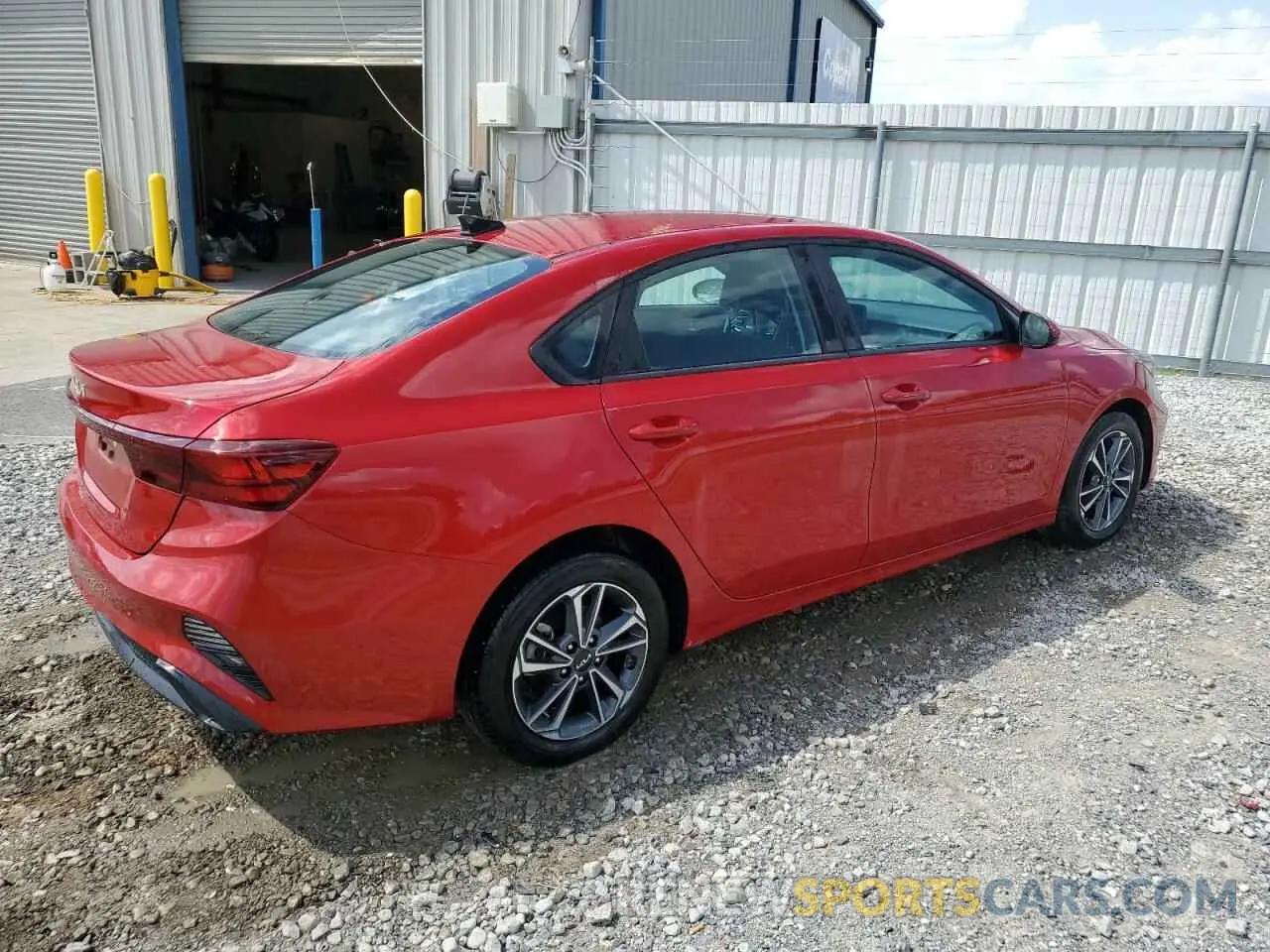 3 Фотография поврежденного автомобиля 3KPF24AD8RE808582 KIA FORTE 2024