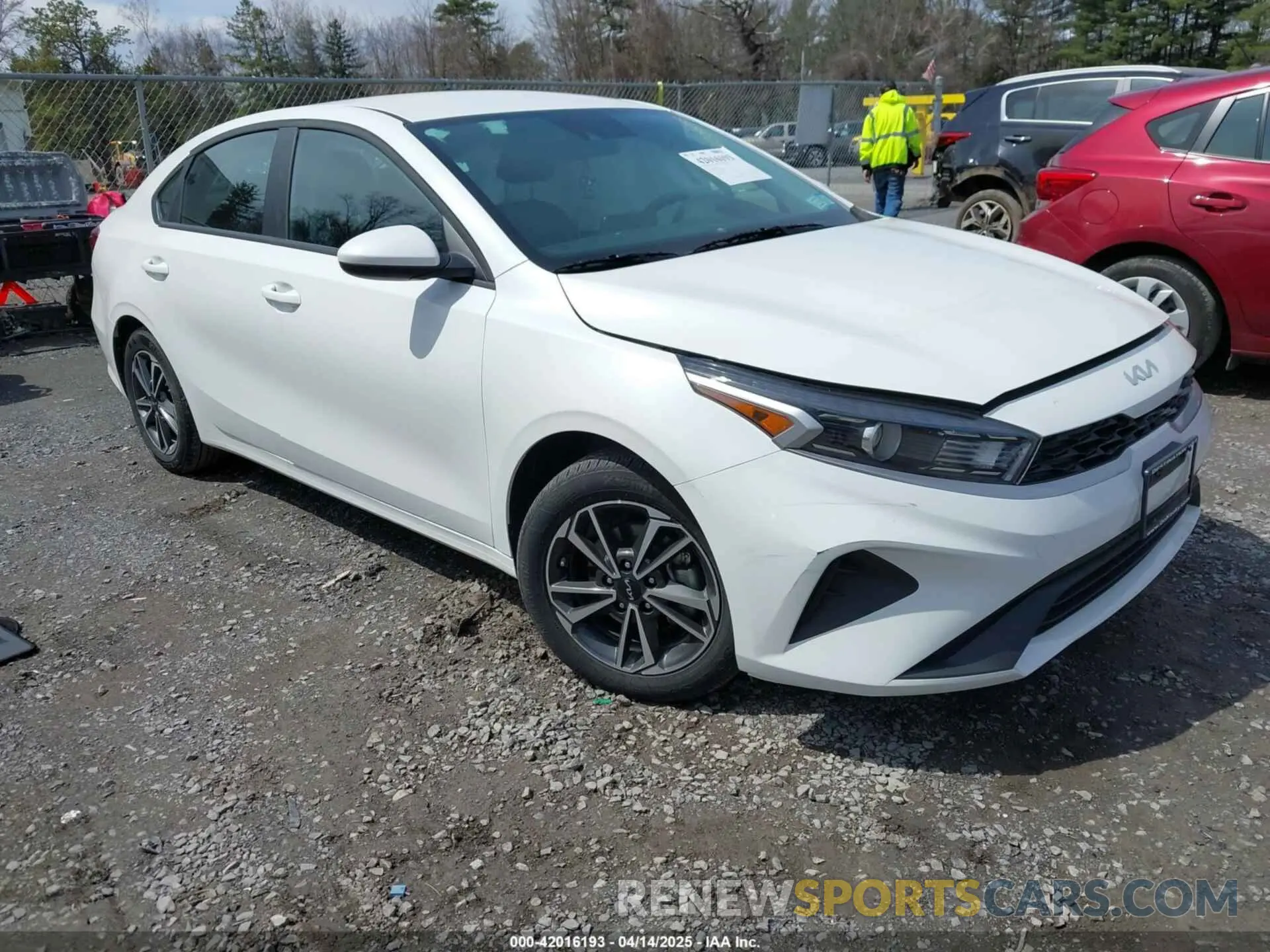 1 Photograph of a damaged car 3KPF24AD8RE824488 KIA FORTE 2024