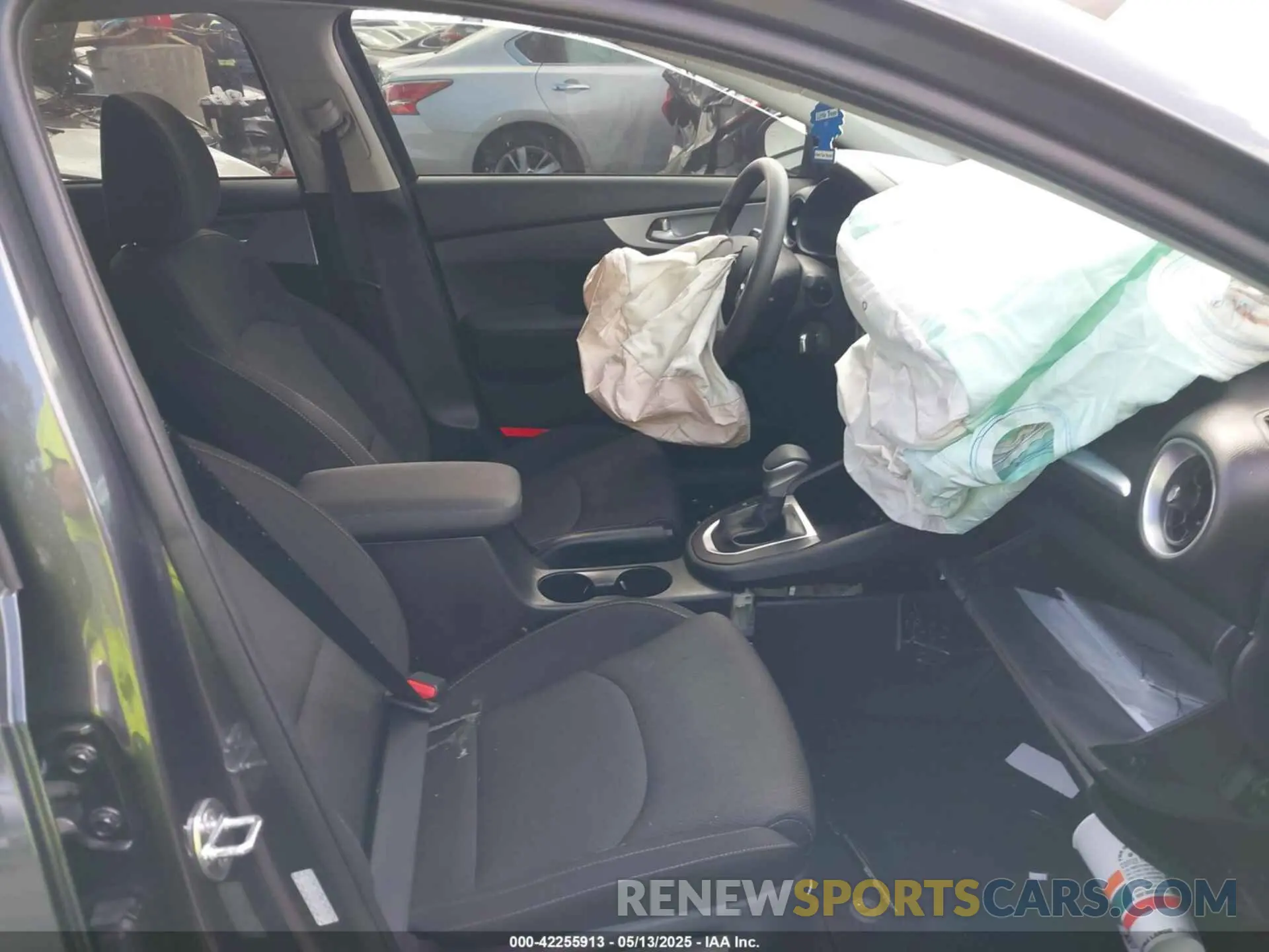 5 Фотография поврежденного автомобиля 3KPF24AD8RE828508 KIA FORTE 2024