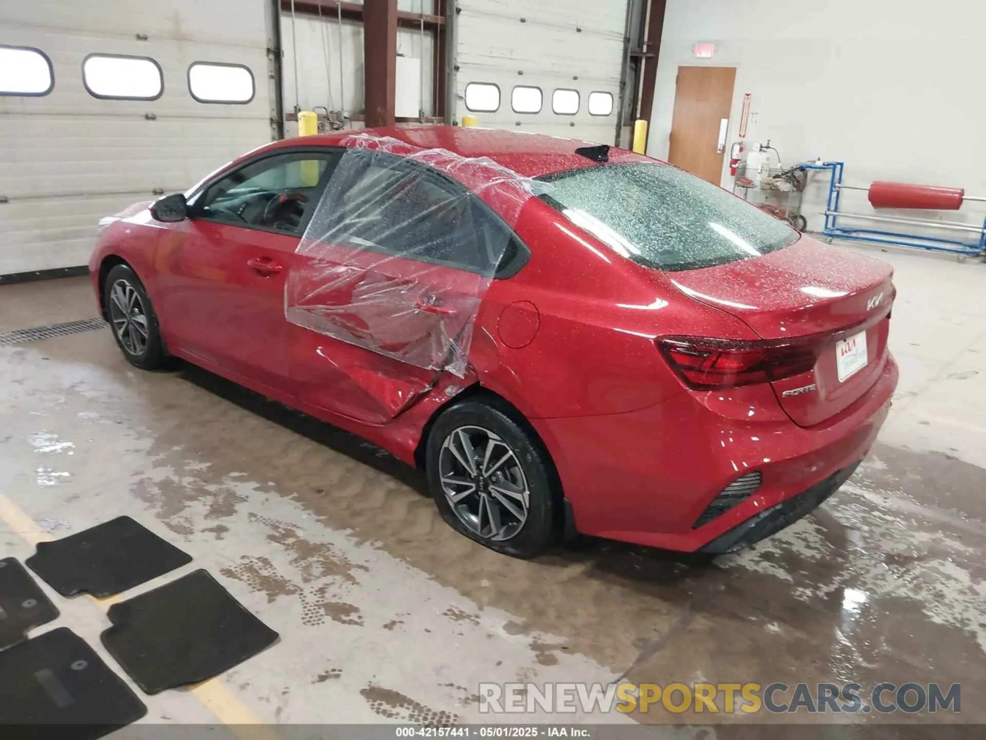 3 Photograph of a damaged car 3KPF24AD9RE709141 KIA FORTE 2024