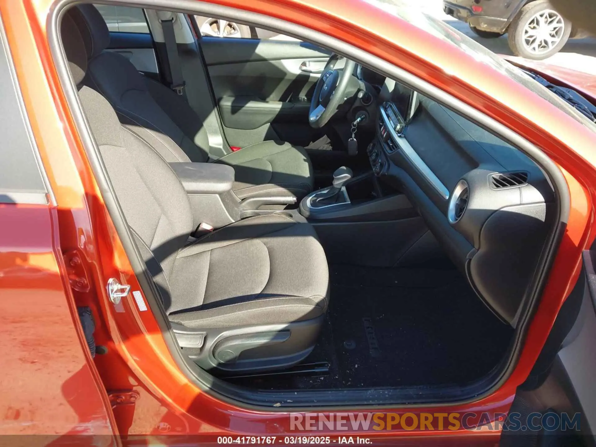5 Photograph of a damaged car 3KPF24AD9RE716459 KIA FORTE 2024