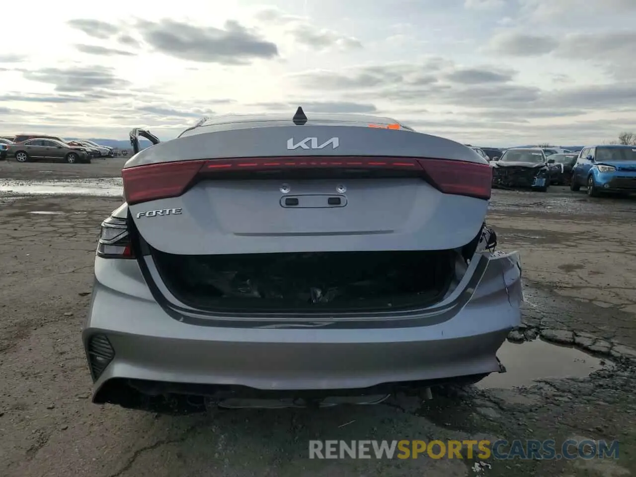 6 Photograph of a damaged car 3KPF24AD9RE718020 KIA FORTE 2024
