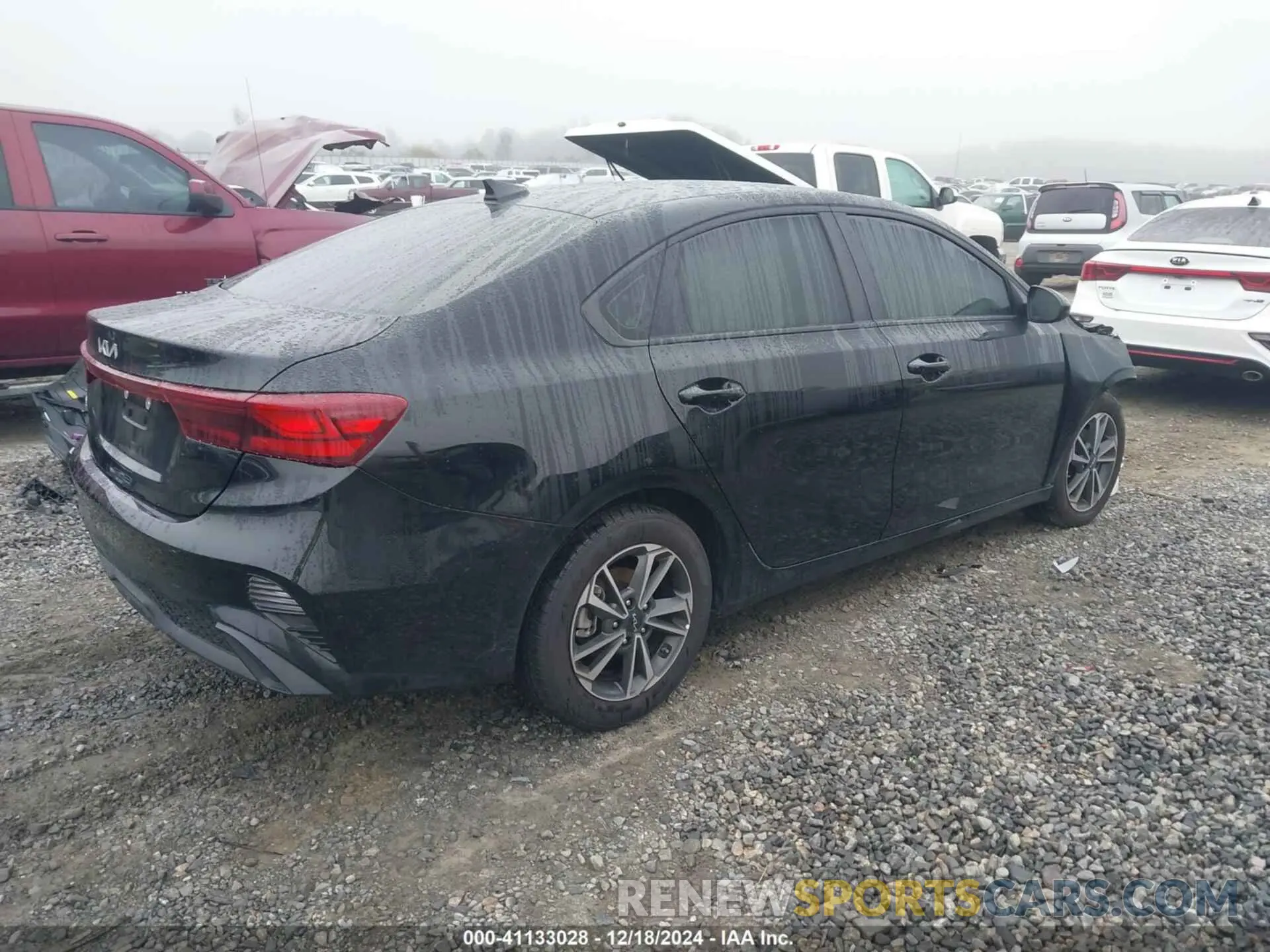 4 Photograph of a damaged car 3KPF24AD9RE748876 KIA FORTE 2024