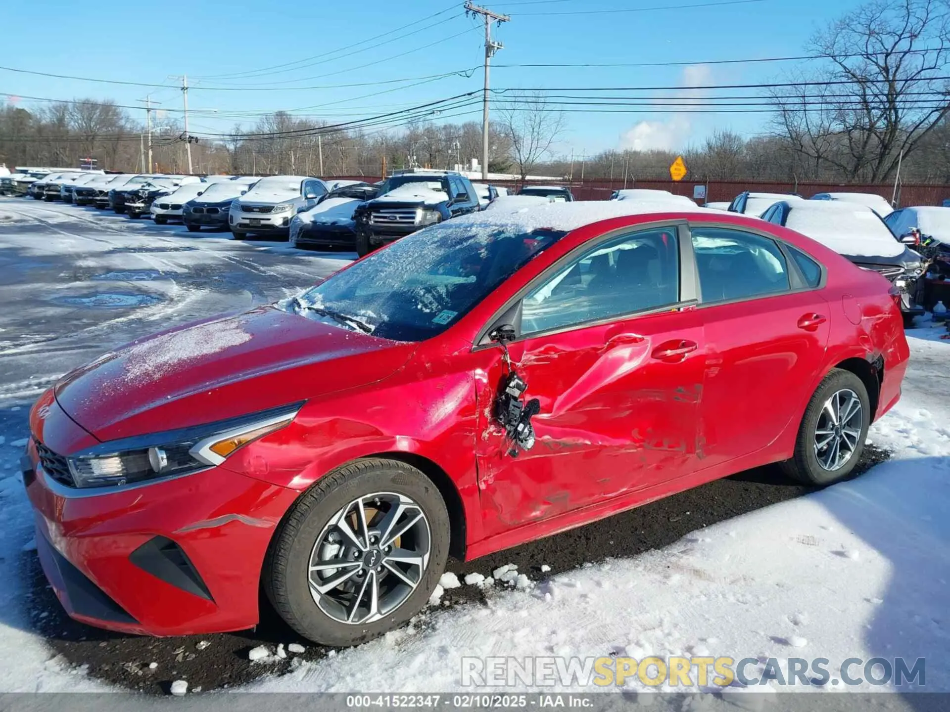 17 Photograph of a damaged car 3KPF24AD9RE752054 KIA FORTE 2024