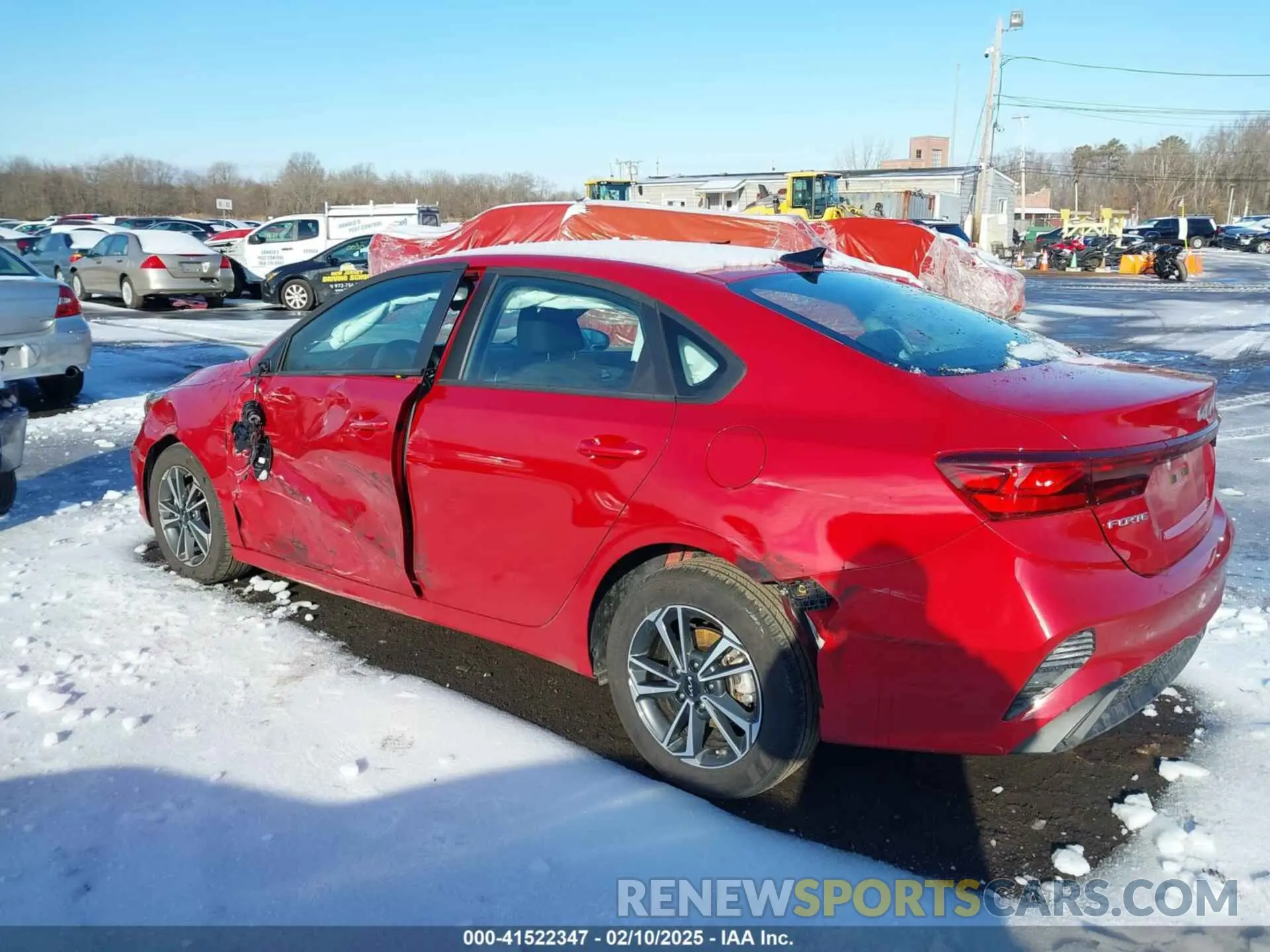 18 Photograph of a damaged car 3KPF24AD9RE752054 KIA FORTE 2024