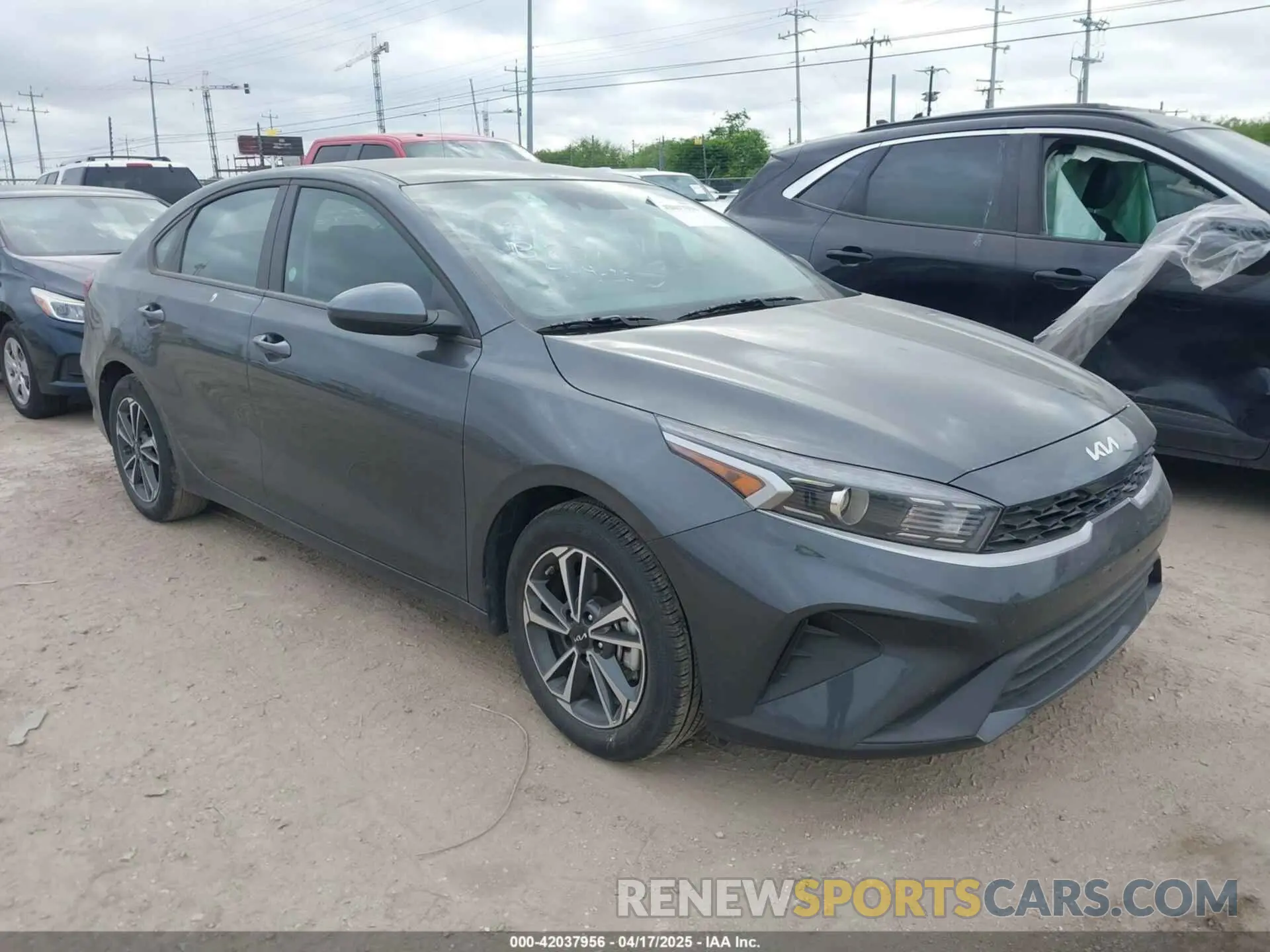 1 Photograph of a damaged car 3KPF24AD9RE767959 KIA FORTE 2024