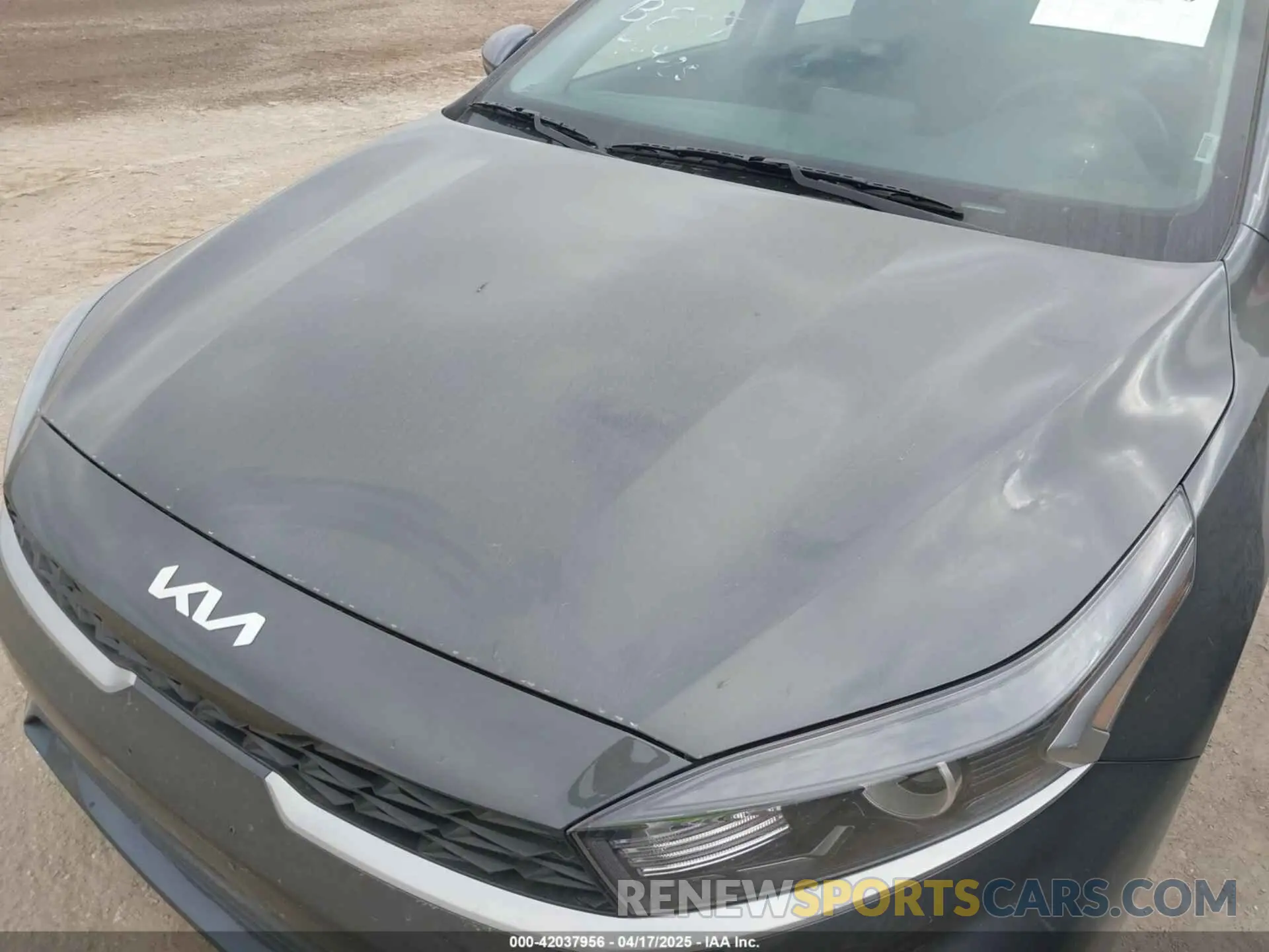 17 Photograph of a damaged car 3KPF24AD9RE767959 KIA FORTE 2024