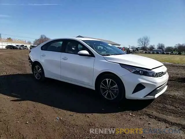 11 Фотография поврежденного автомобиля 3KPF24AD9RE822376 KIA FORTE 2024