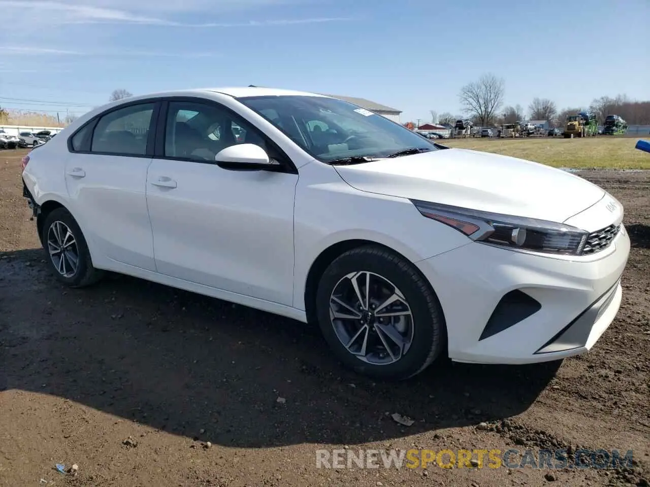4 Фотография поврежденного автомобиля 3KPF24AD9RE822376 KIA FORTE 2024