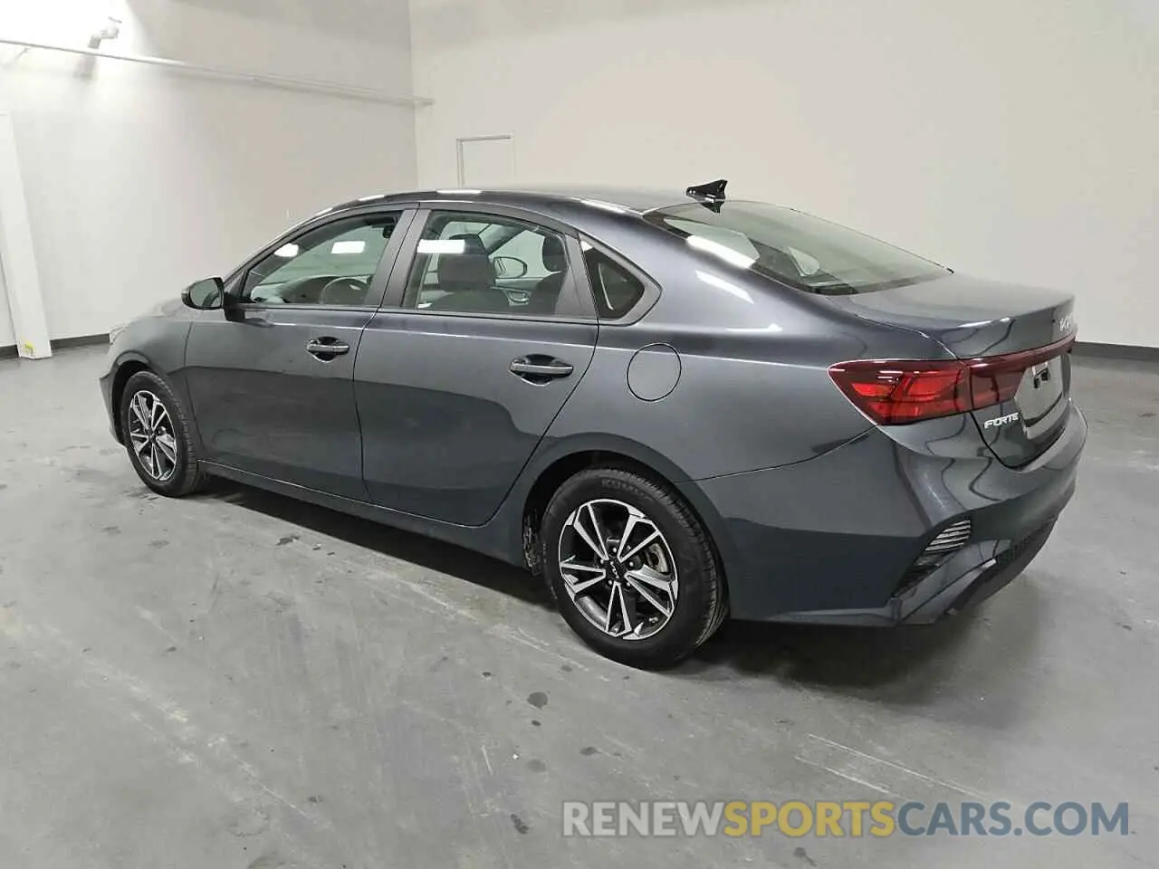 2 Photograph of a damaged car 3KPF24AD9RE827027 KIA FORTE 2024