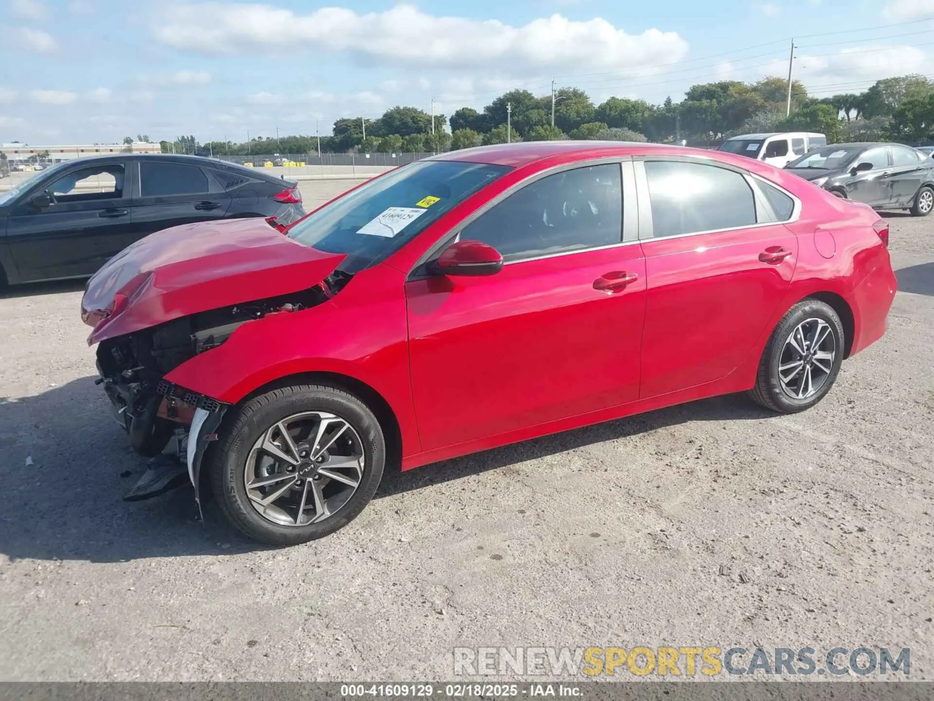 2 Фотография поврежденного автомобиля 3KPF24AD9RE827089 KIA FORTE 2024