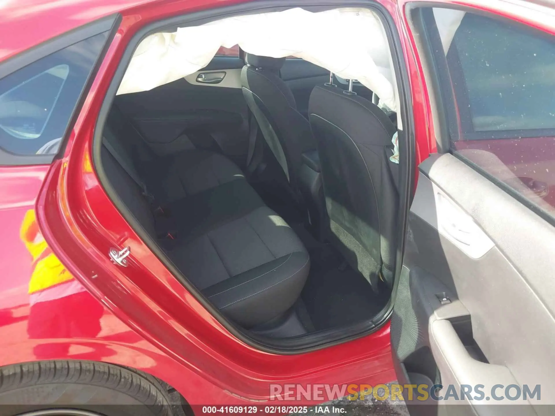 8 Фотография поврежденного автомобиля 3KPF24AD9RE827089 KIA FORTE 2024
