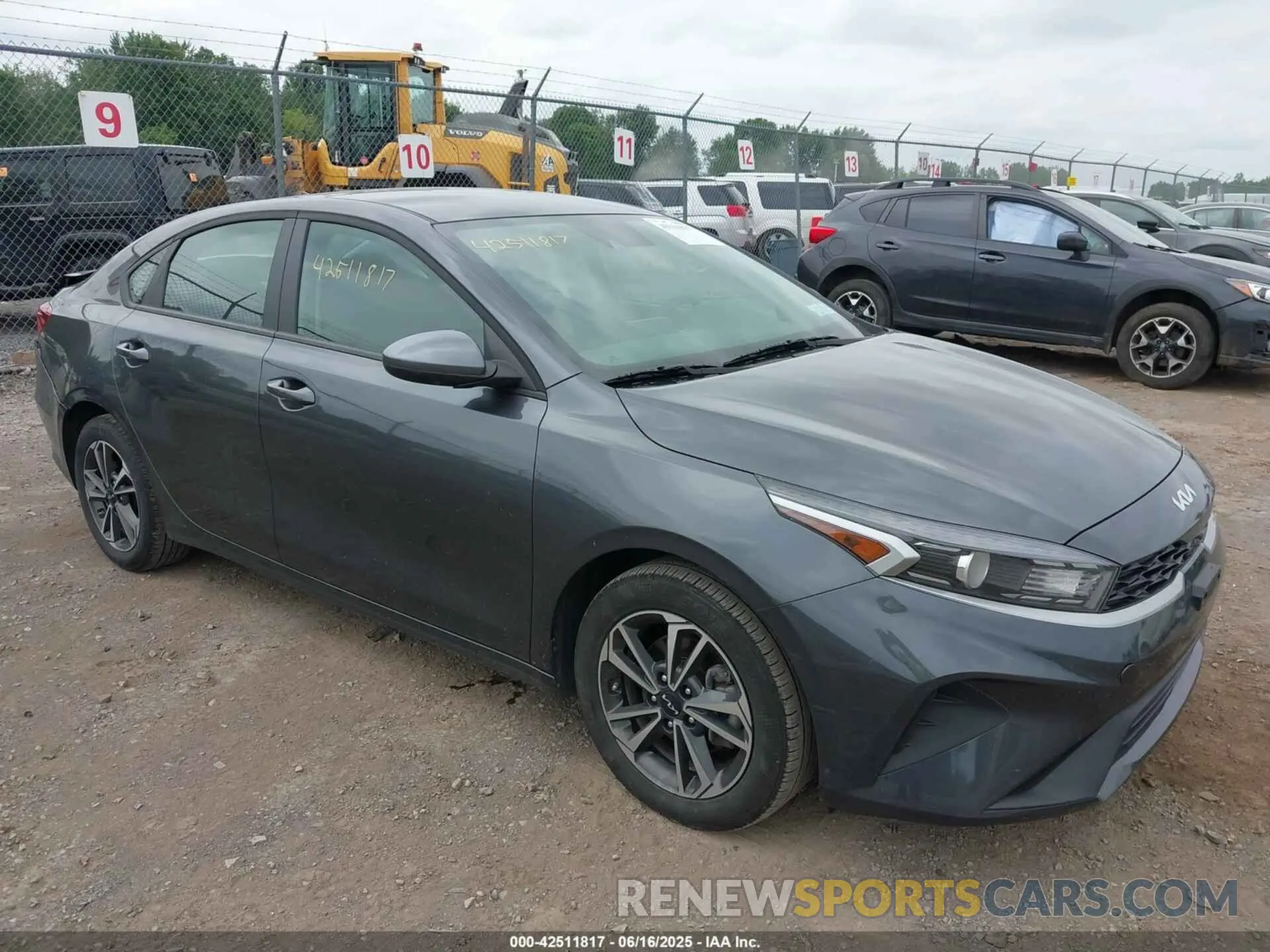 1 Фотография поврежденного автомобиля 3KPF24AD9RE830185 KIA FORTE 2024