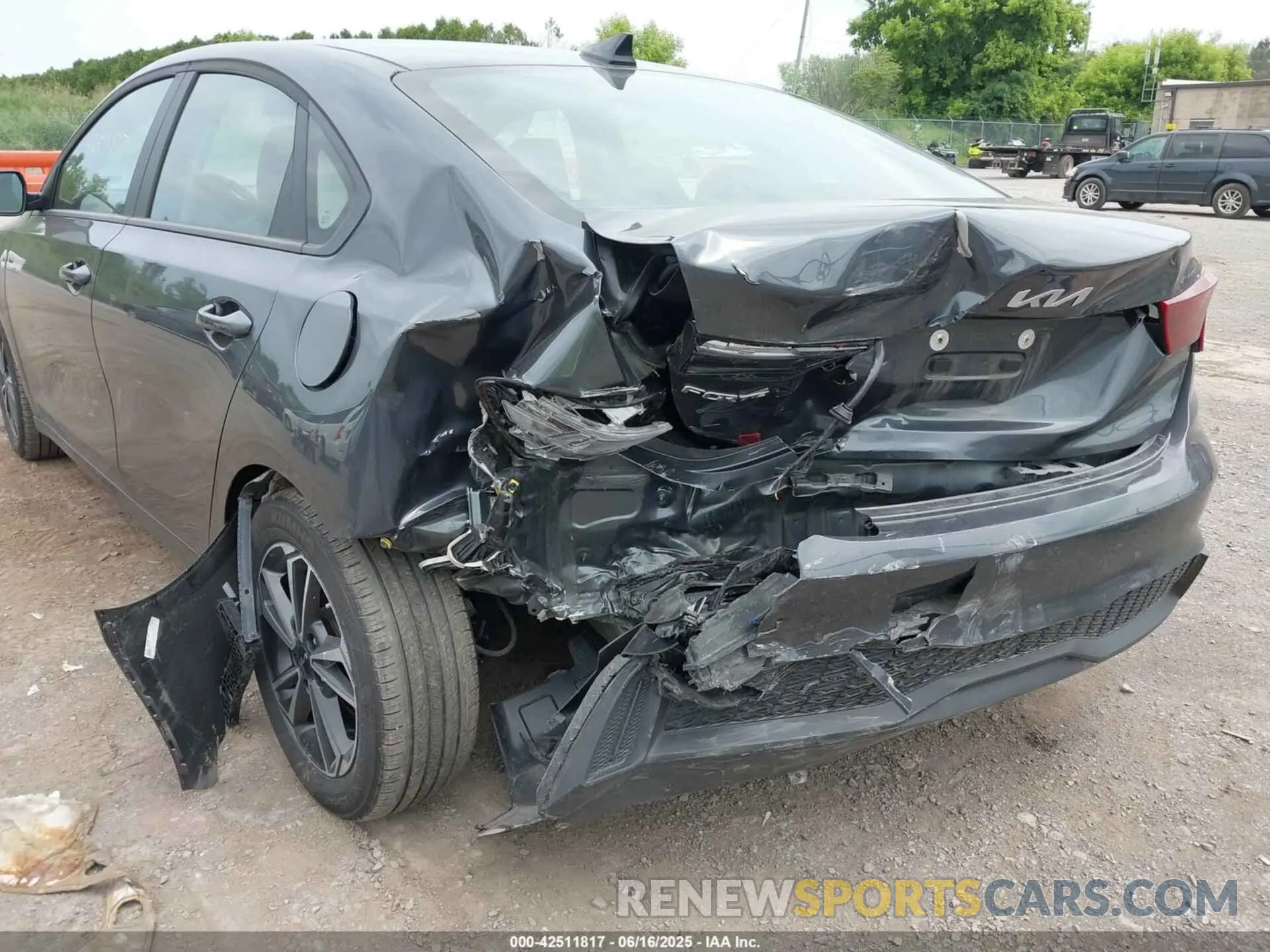 6 Фотография поврежденного автомобиля 3KPF24AD9RE830185 KIA FORTE 2024