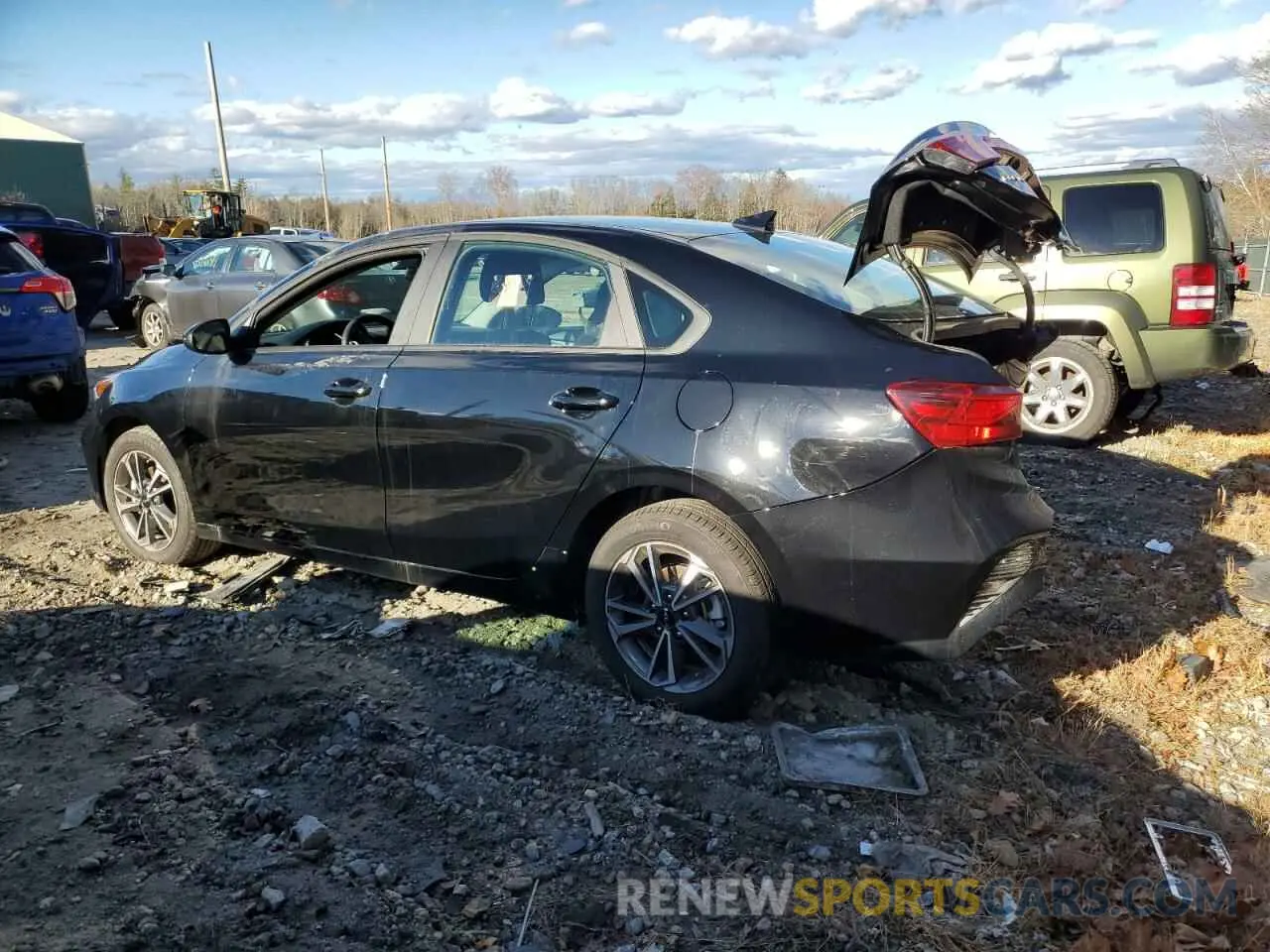 2 Фотография поврежденного автомобиля 3KPF24AD9RE830977 KIA FORTE 2024
