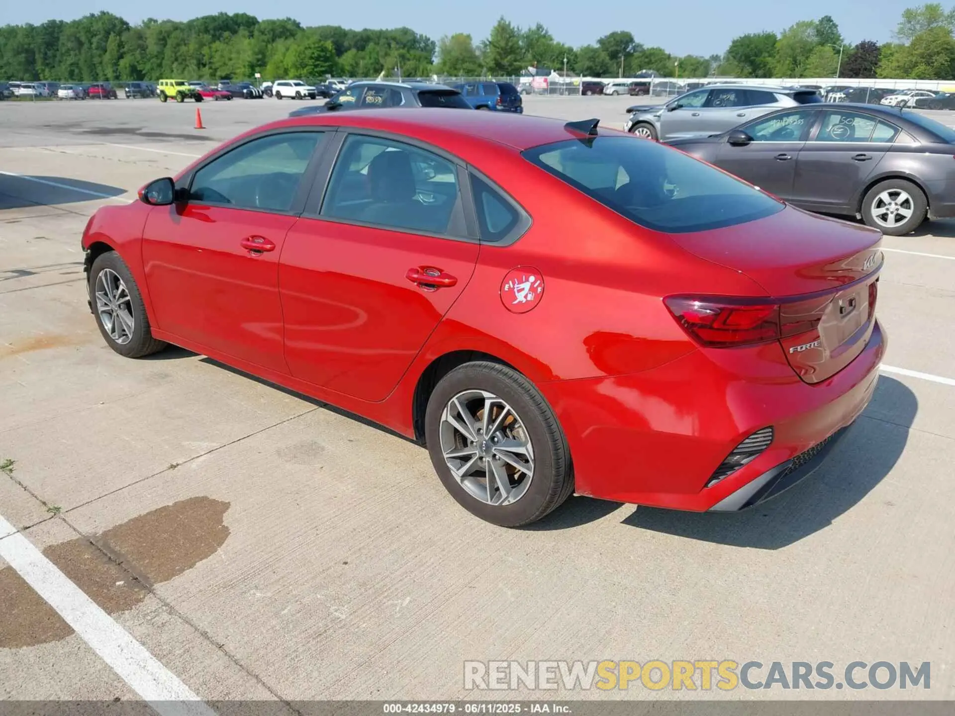 3 Фотография поврежденного автомобиля 3KPF24ADXRE702859 KIA FORTE 2024