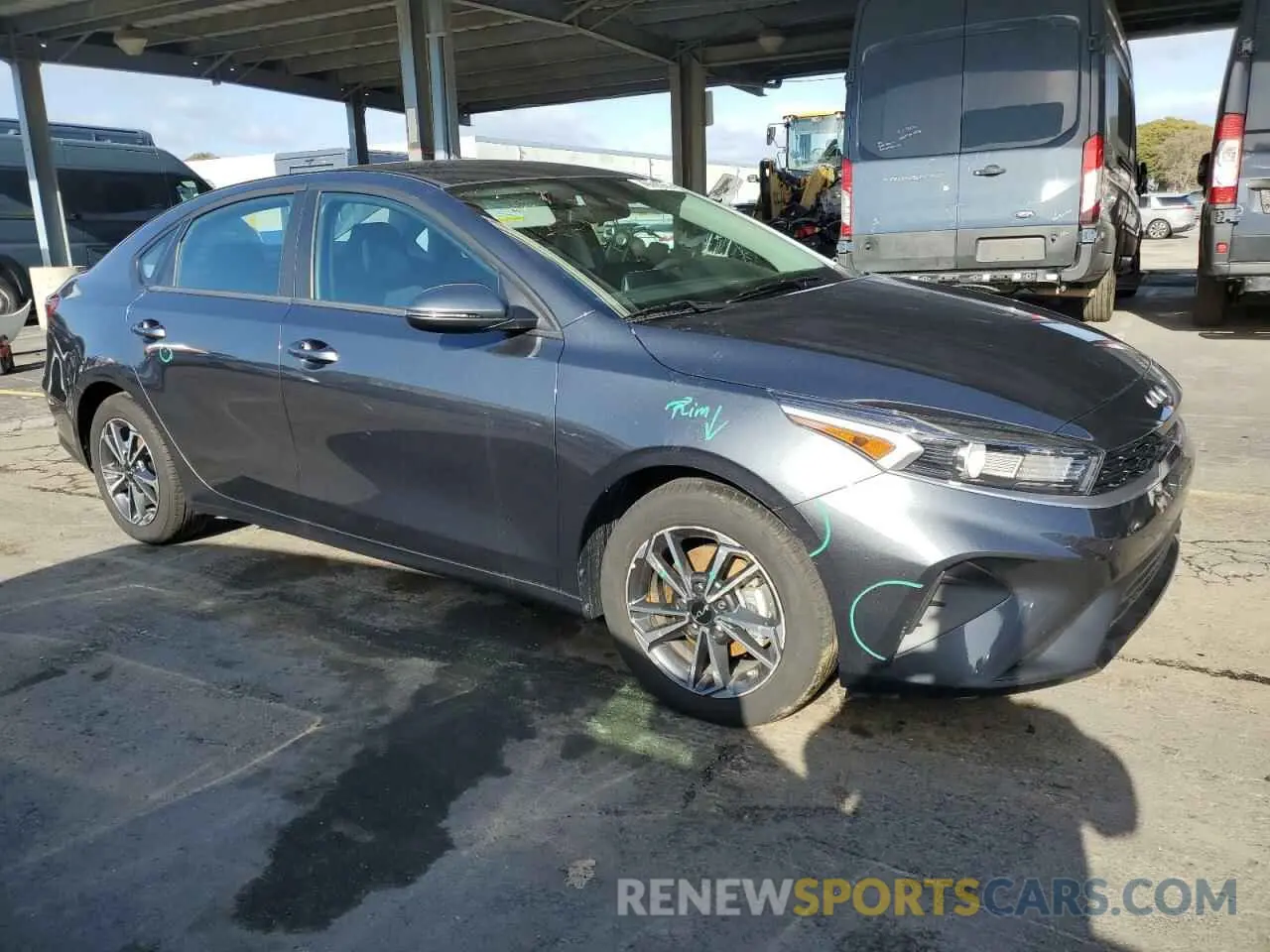 4 Photograph of a damaged car 3KPF24ADXRE709083 KIA FORTE 2024