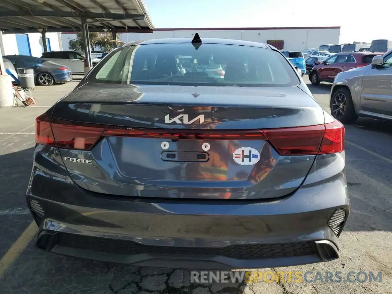 6 Photograph of a damaged car 3KPF24ADXRE709083 KIA FORTE 2024