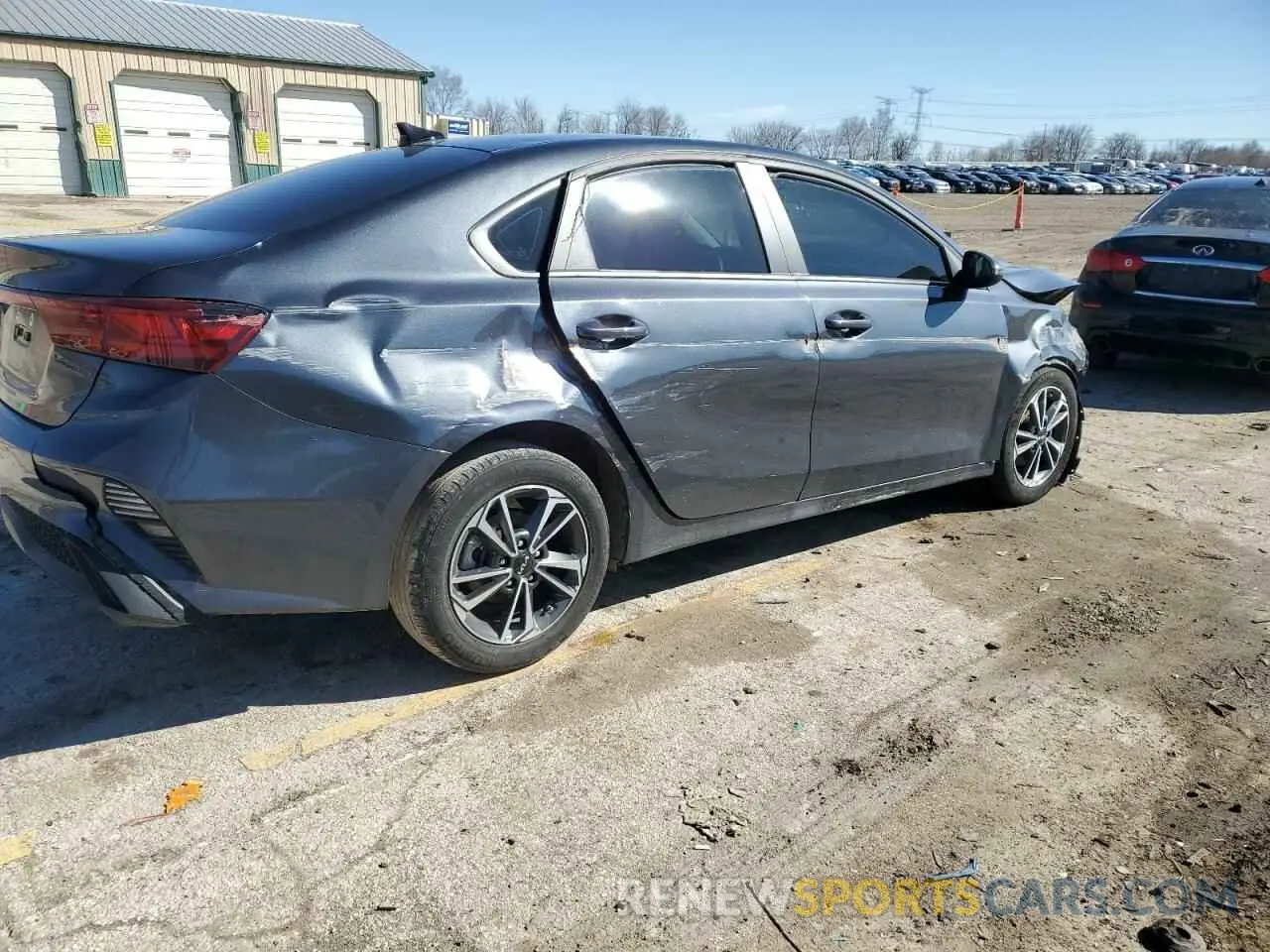 3 Photograph of a damaged car 3KPF24ADXRE715207 KIA FORTE 2024