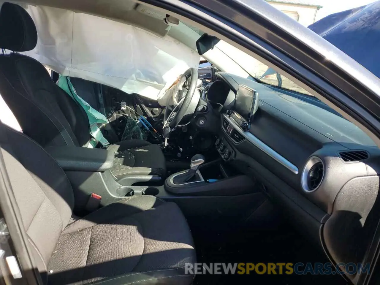7 Photograph of a damaged car 3KPF24ADXRE715207 KIA FORTE 2024