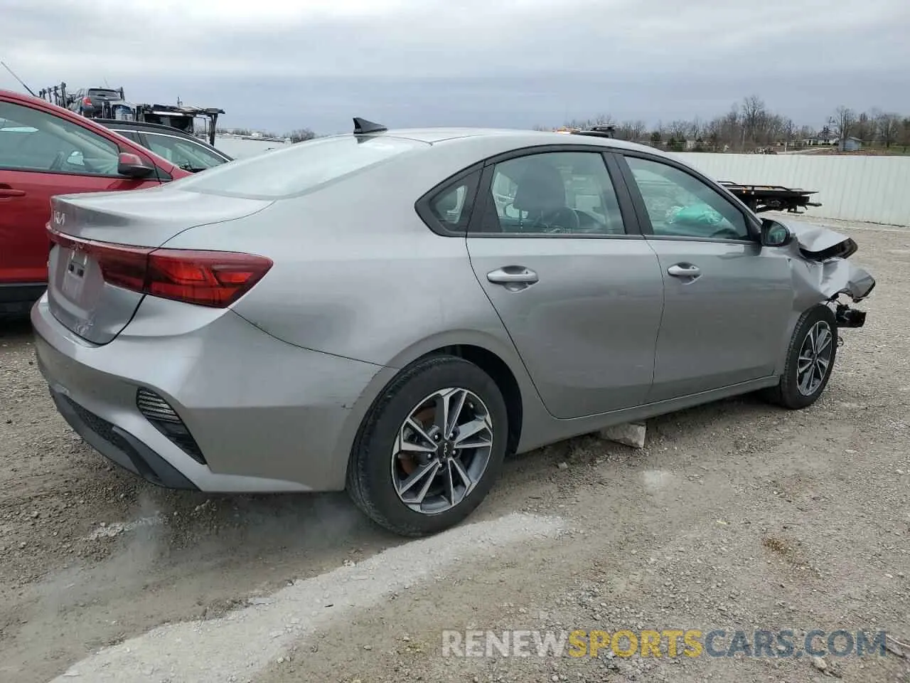3 Фотография поврежденного автомобиля 3KPF24ADXRE723341 KIA FORTE 2024