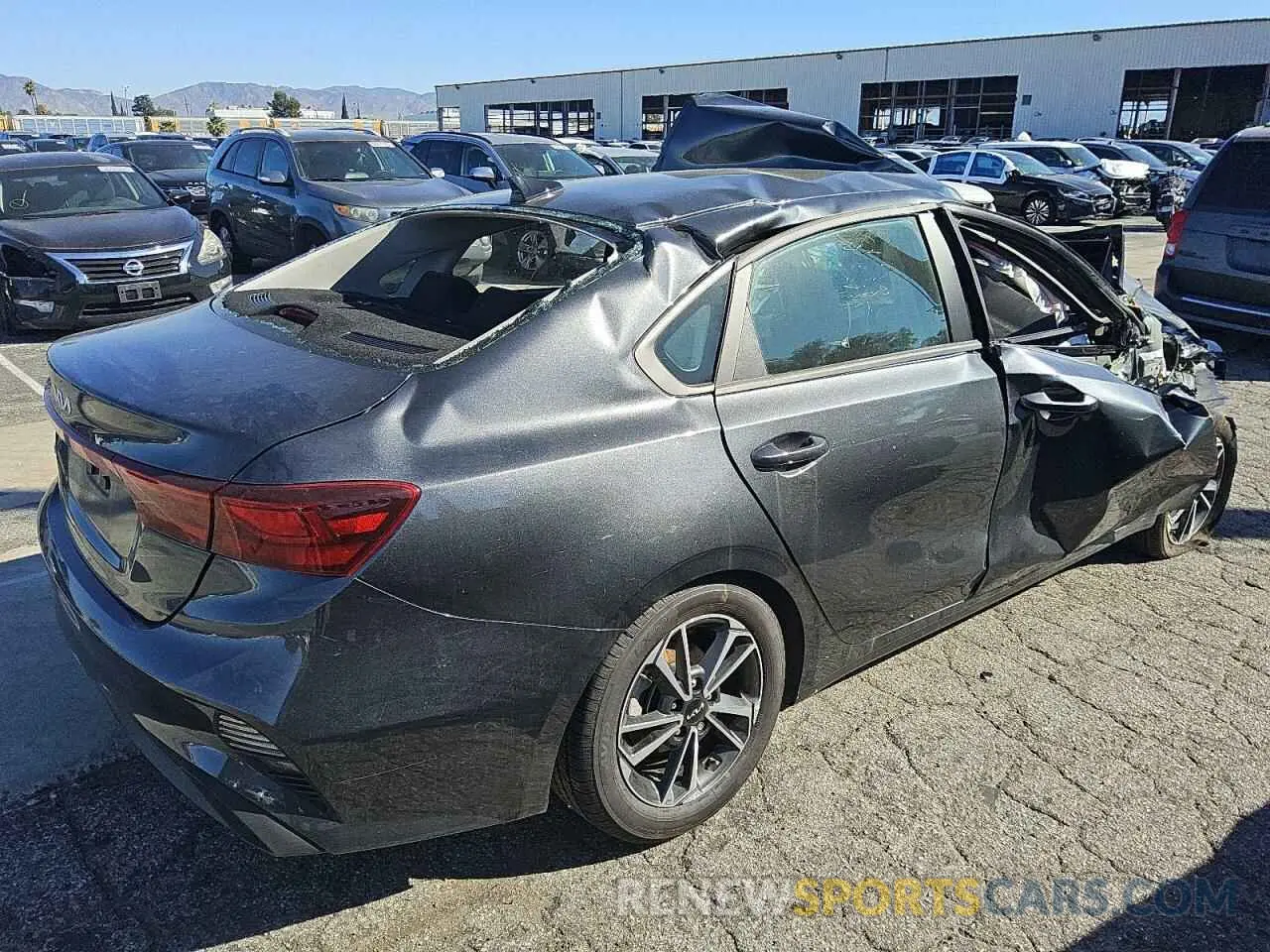 3 Photograph of a damaged car 3KPF24ADXRE726949 KIA FORTE 2024