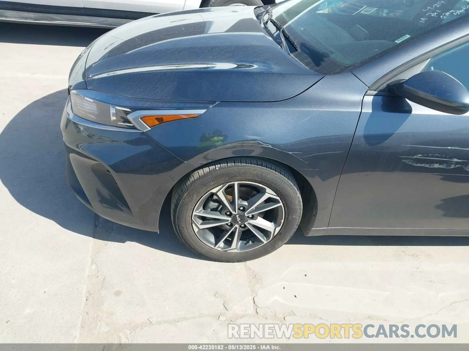 17 Photograph of a damaged car 3KPF24ADXRE753925 KIA FORTE 2024