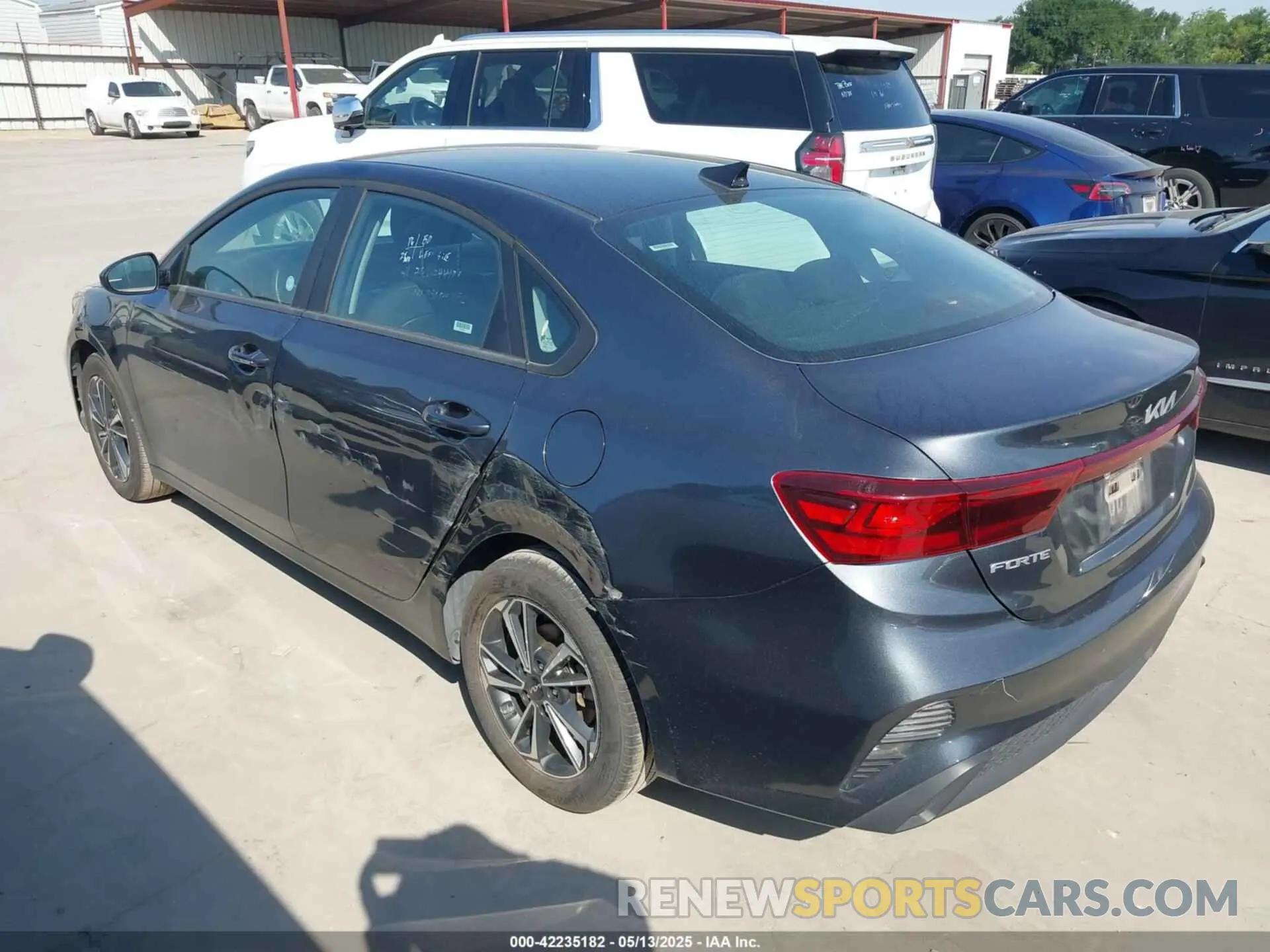 3 Photograph of a damaged car 3KPF24ADXRE753925 KIA FORTE 2024