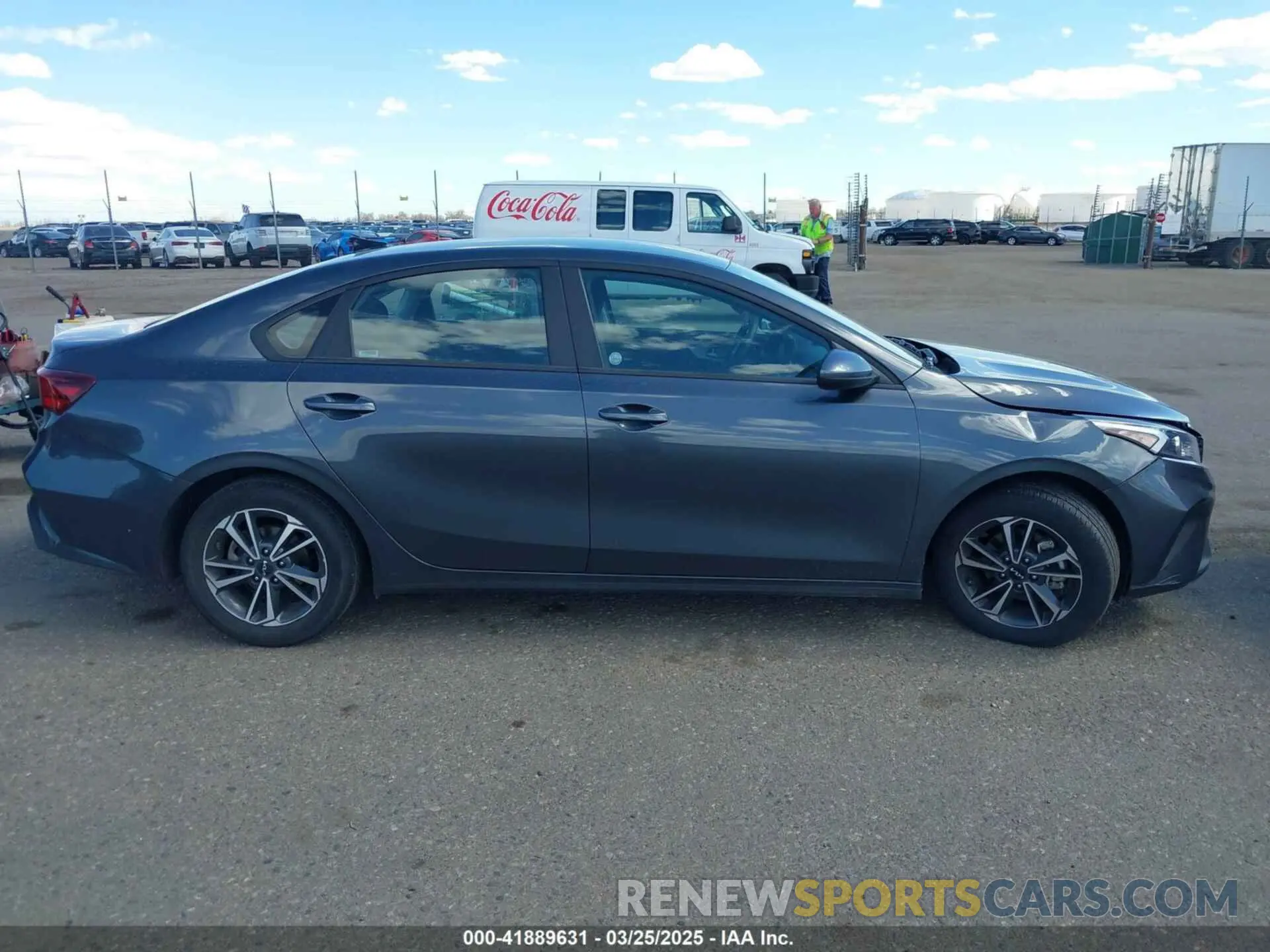 13 Photograph of a damaged car 3KPF24ADXRE768067 KIA FORTE 2024