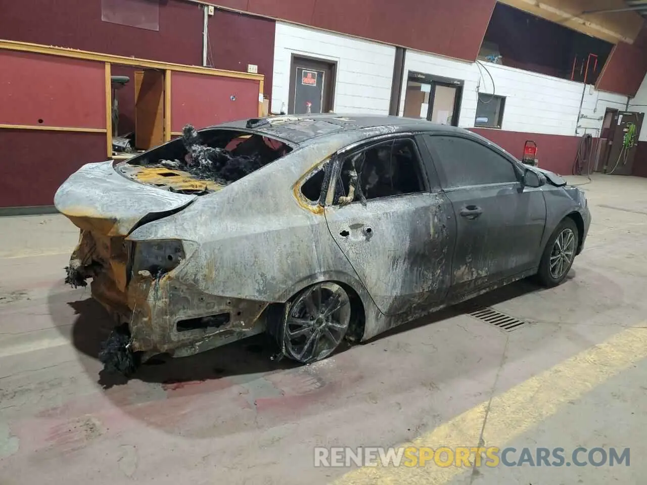 3 Фотография поврежденного автомобиля 3KPF24ADXRE779537 KIA FORTE 2024