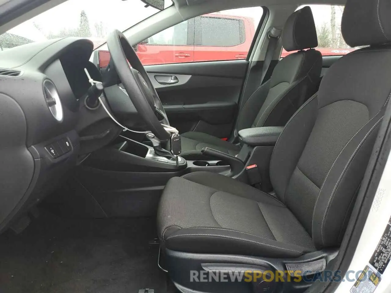 7 Фотография поврежденного автомобиля 3KPF24ADXRE791767 KIA FORTE 2024