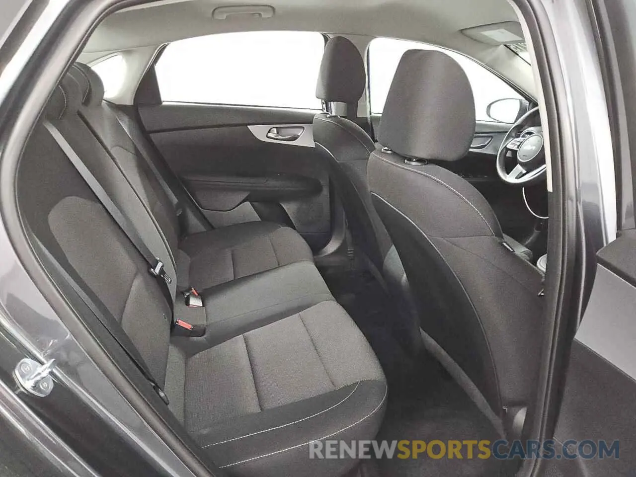 10 Фотография поврежденного автомобиля 3KPF24ADXRE799092 KIA FORTE 2024