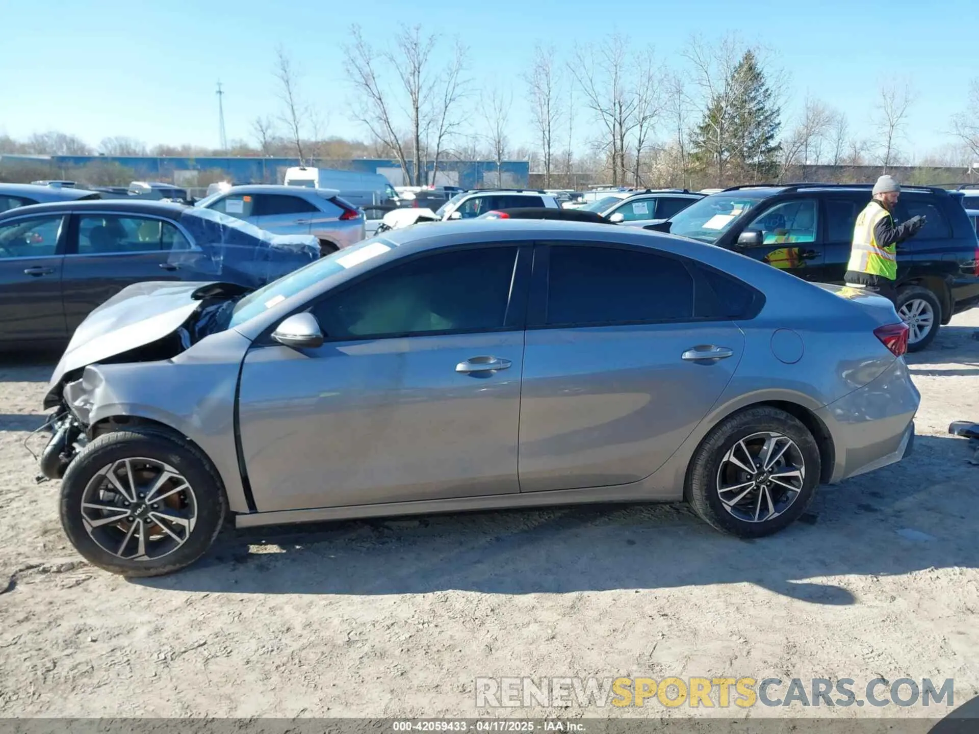 13 Фотография поврежденного автомобиля 3KPF24ADXRE802833 KIA FORTE 2024