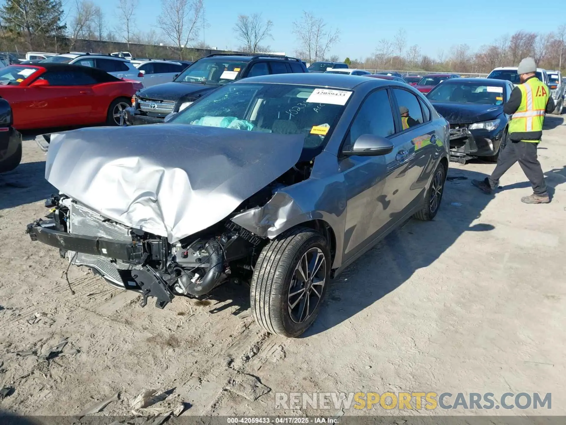 2 Фотография поврежденного автомобиля 3KPF24ADXRE802833 KIA FORTE 2024
