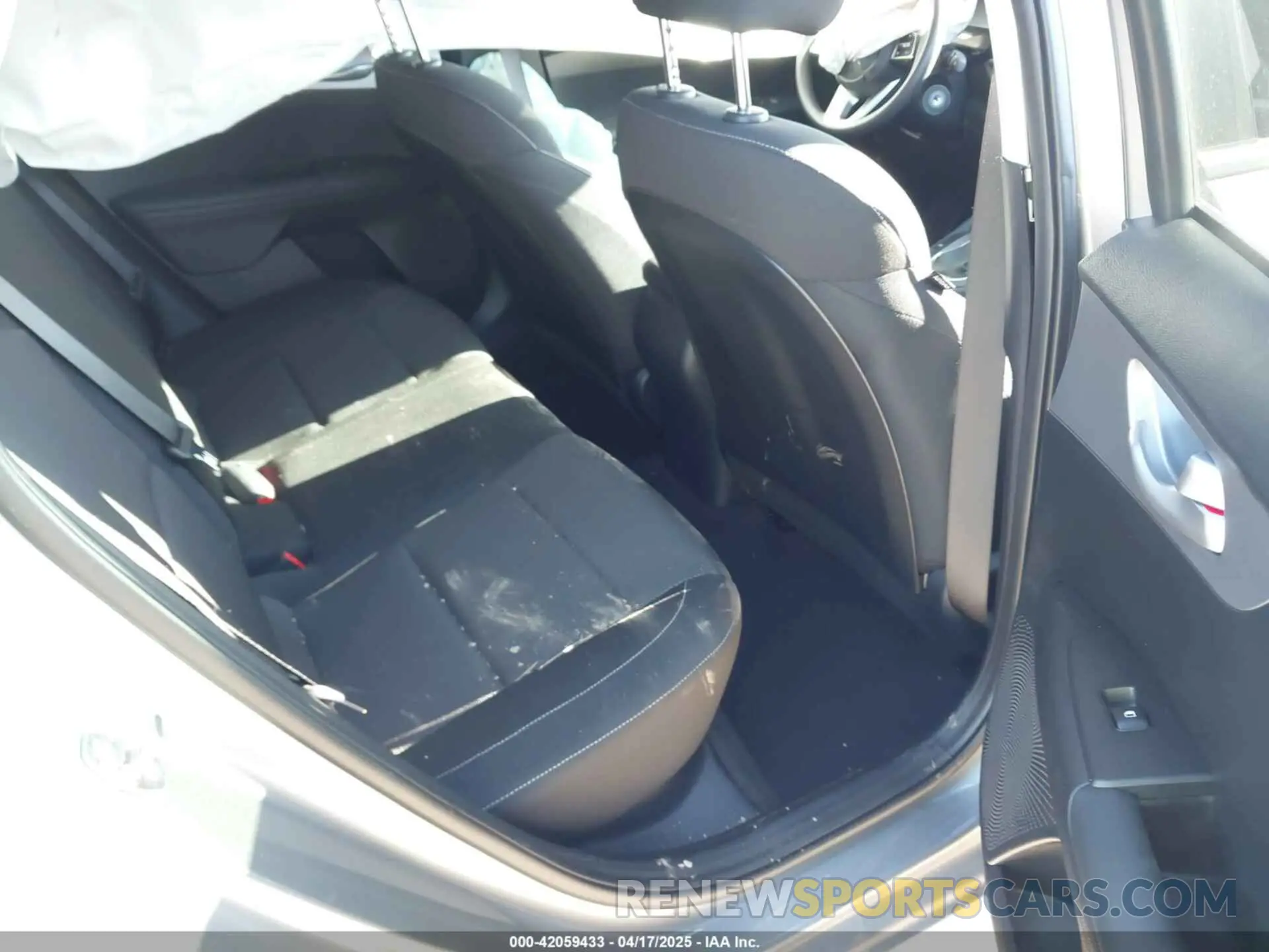 8 Фотография поврежденного автомобиля 3KPF24ADXRE802833 KIA FORTE 2024