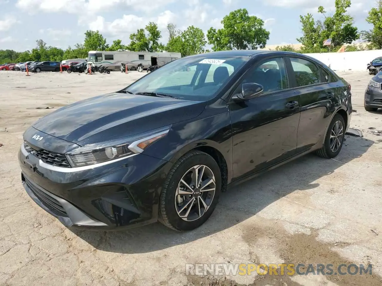 1 Photograph of a damaged car 3KPF24ADXRE818255 KIA FORTE 2024