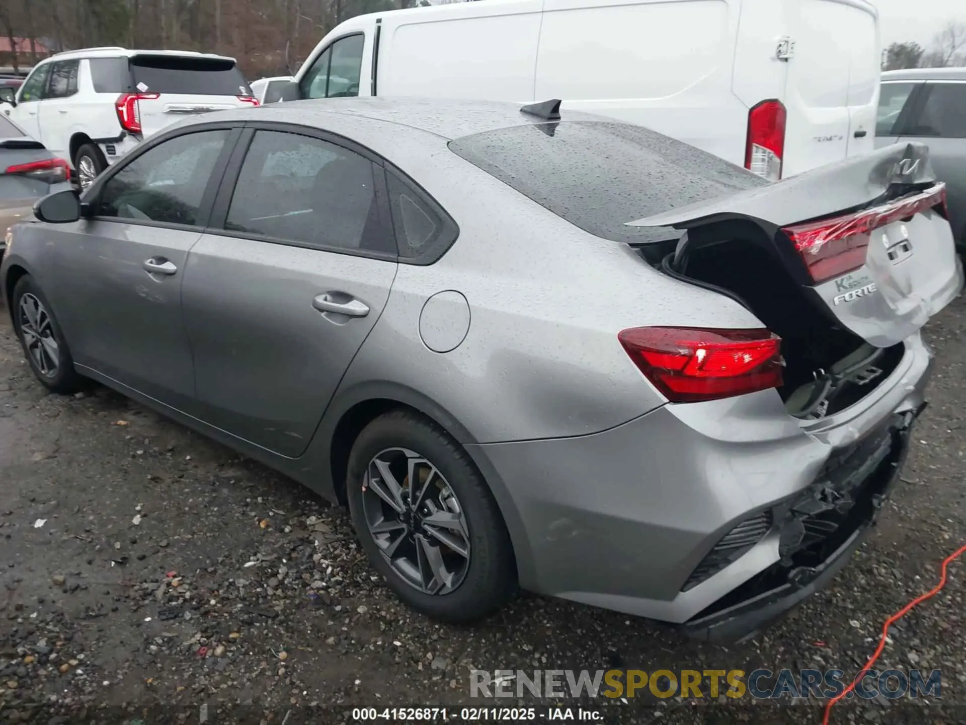 3 Photograph of a damaged car 3KPF24ADXRE820491 KIA FORTE 2024