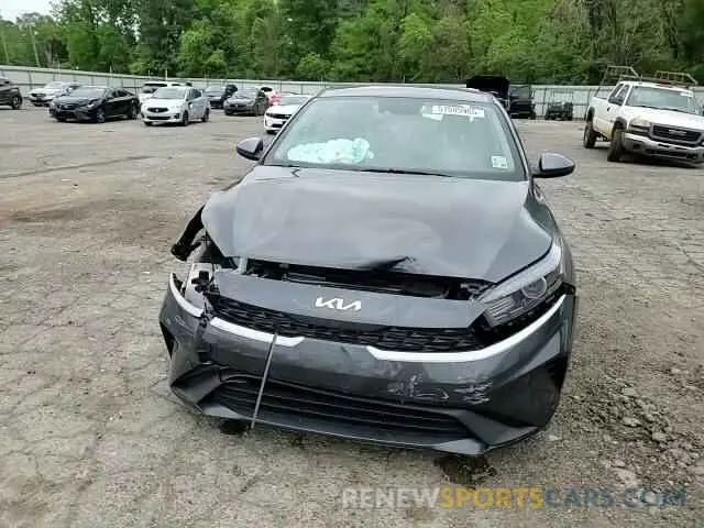 11 Photograph of a damaged car 3KPF24ADXRE823052 KIA FORTE 2024