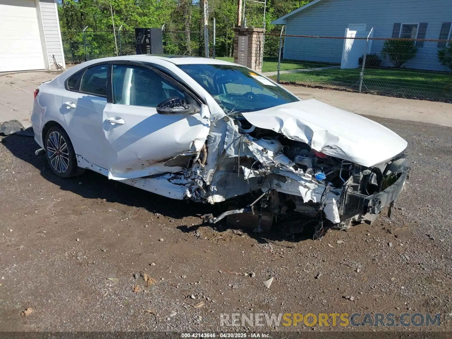 1 Photograph of a damaged car 3KPF44AC0RE786868 KIA FORTE 2024