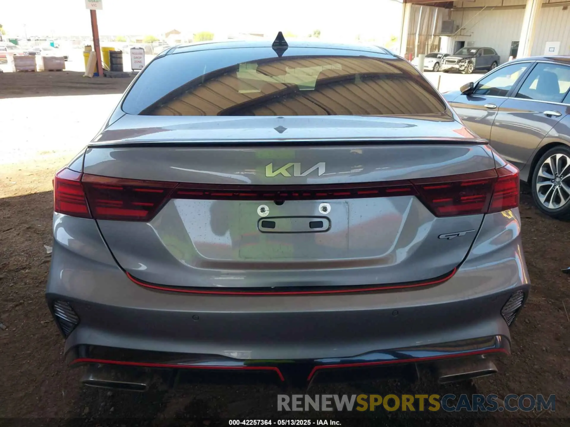 17 Photograph of a damaged car 3KPF44AC2RE707104 KIA FORTE 2024