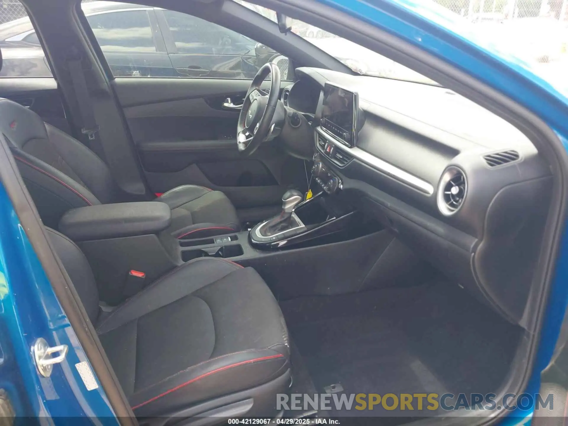 5 Фотография поврежденного автомобиля 3KPF44AC4RE688250 KIA FORTE 2024