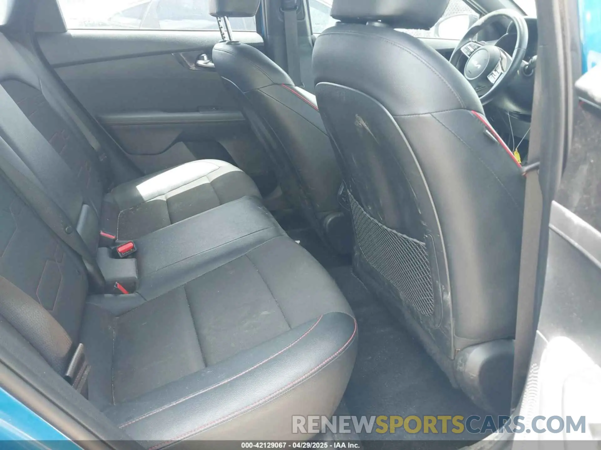 8 Фотография поврежденного автомобиля 3KPF44AC4RE688250 KIA FORTE 2024