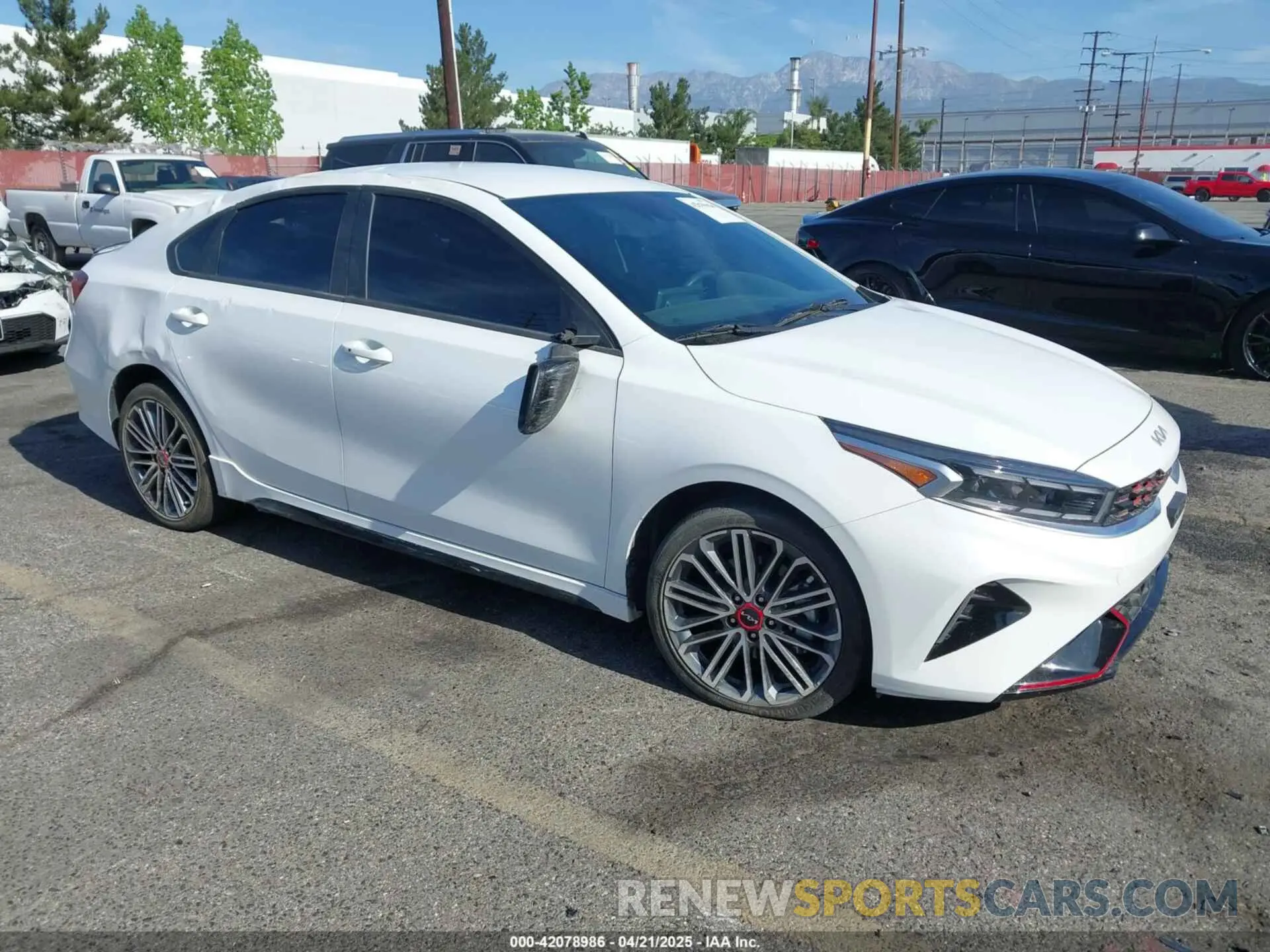 1 Фотография поврежденного автомобиля 3KPF44AC5RE699595 KIA FORTE 2024
