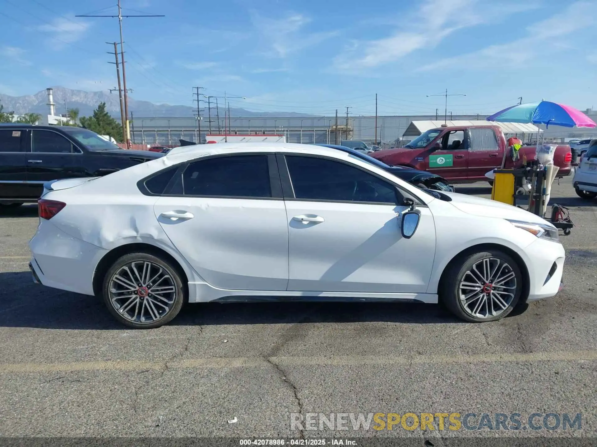 14 Фотография поврежденного автомобиля 3KPF44AC5RE699595 KIA FORTE 2024
