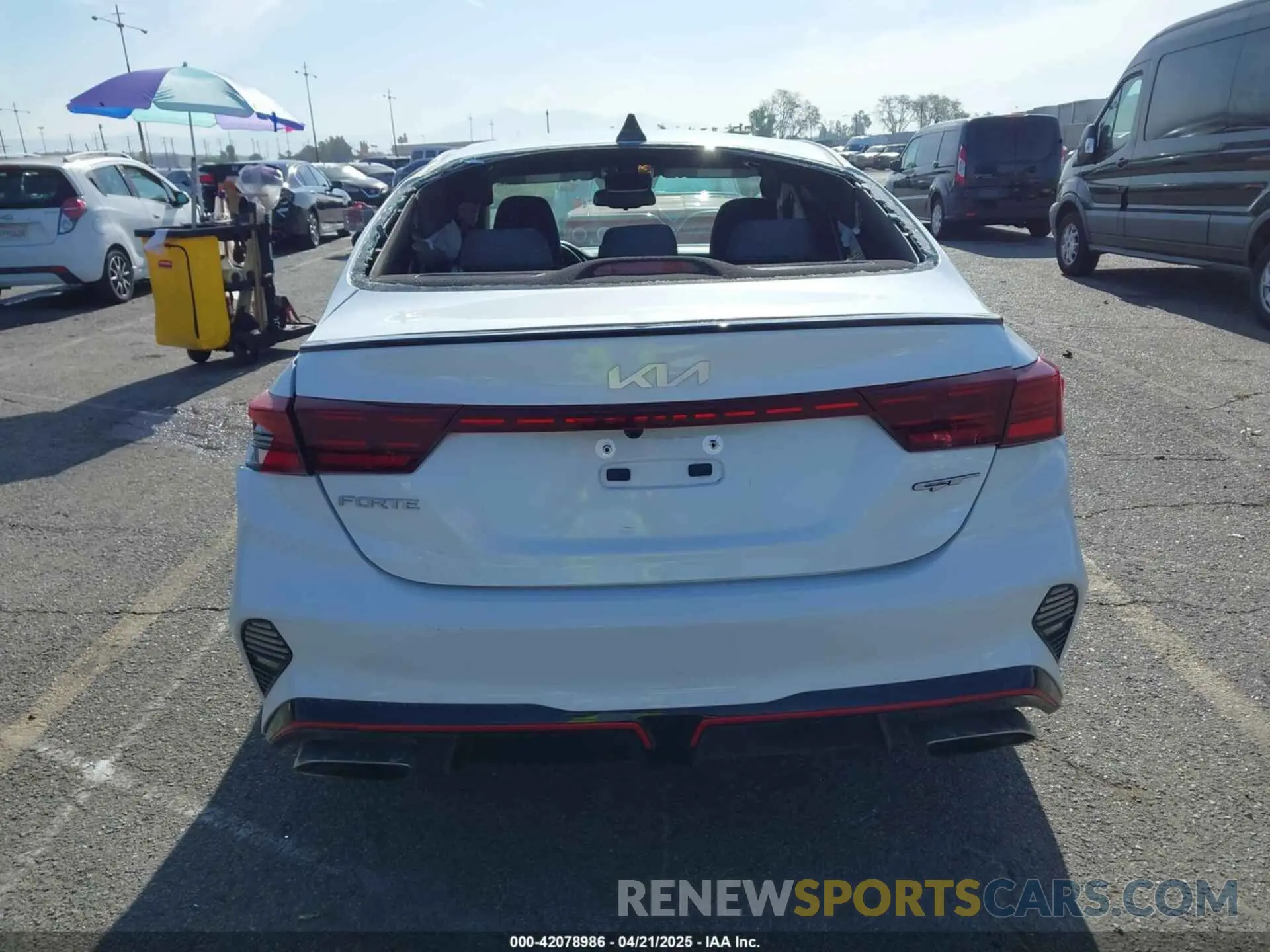 17 Фотография поврежденного автомобиля 3KPF44AC5RE699595 KIA FORTE 2024