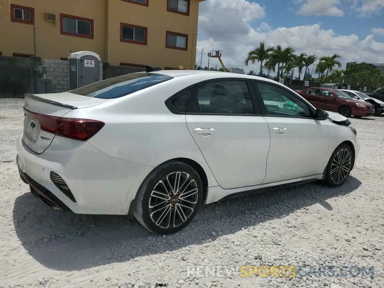 3 Фотография поврежденного автомобиля 3KPF44AC5RE714922 KIA FORTE 2024