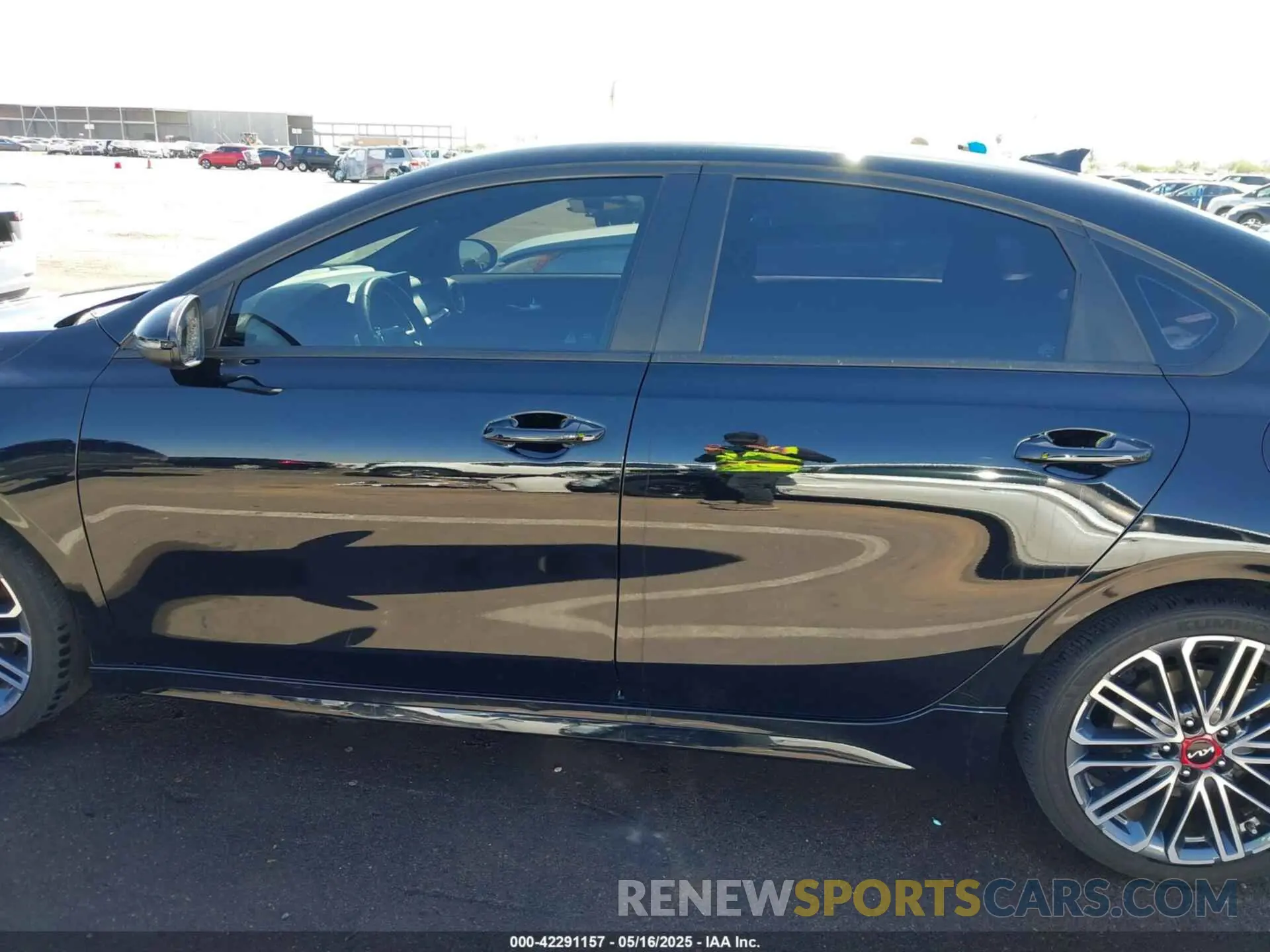 14 Фотография поврежденного автомобиля 3KPF44AC7RE692213 KIA FORTE 2024