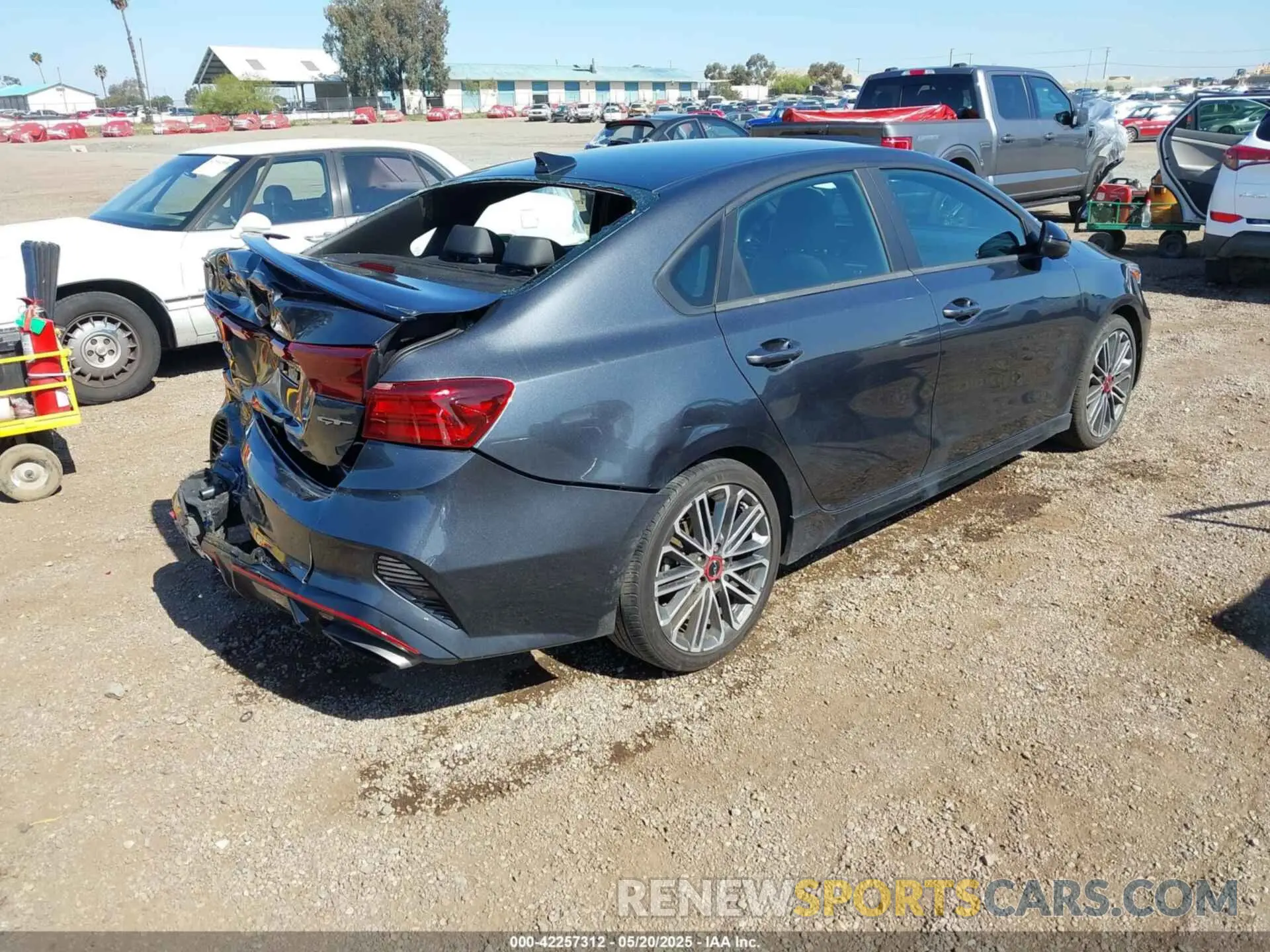 4 Фотография поврежденного автомобиля 3KPF44AC7RE741698 KIA FORTE 2024
