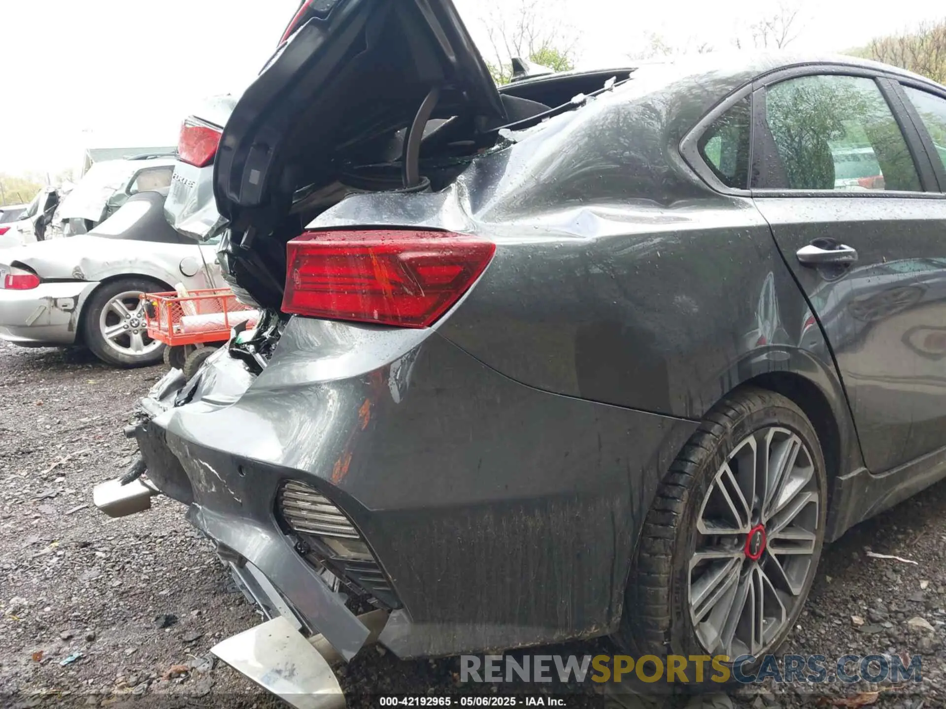 21 Photograph of a damaged car 3KPF44AC7RE823026 KIA FORTE 2024