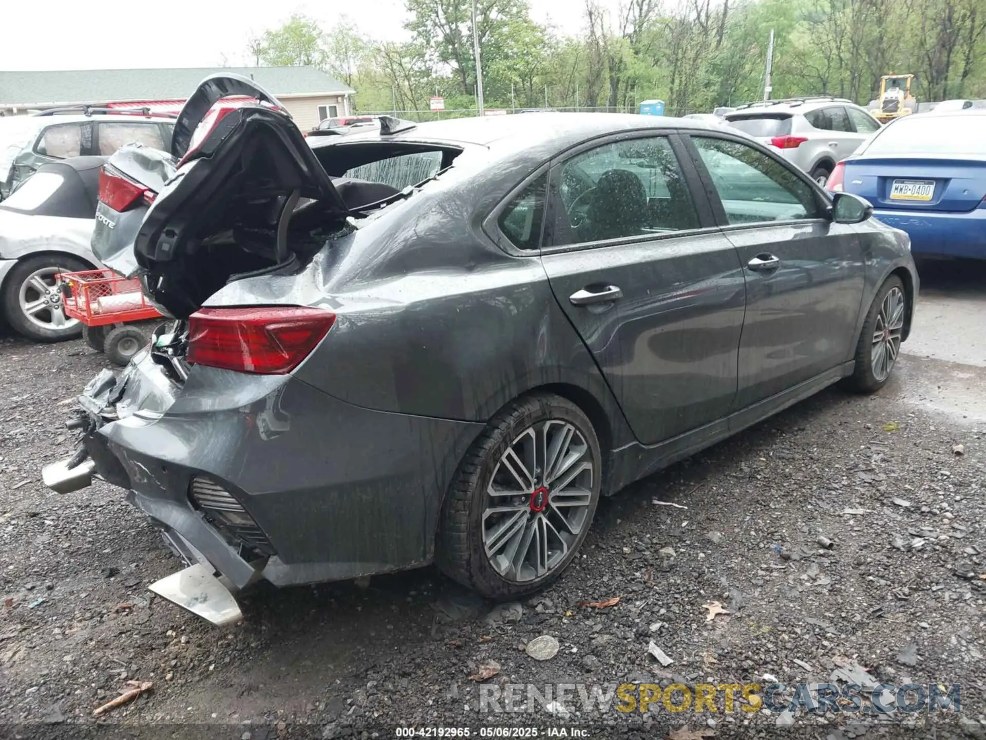 4 Photograph of a damaged car 3KPF44AC7RE823026 KIA FORTE 2024